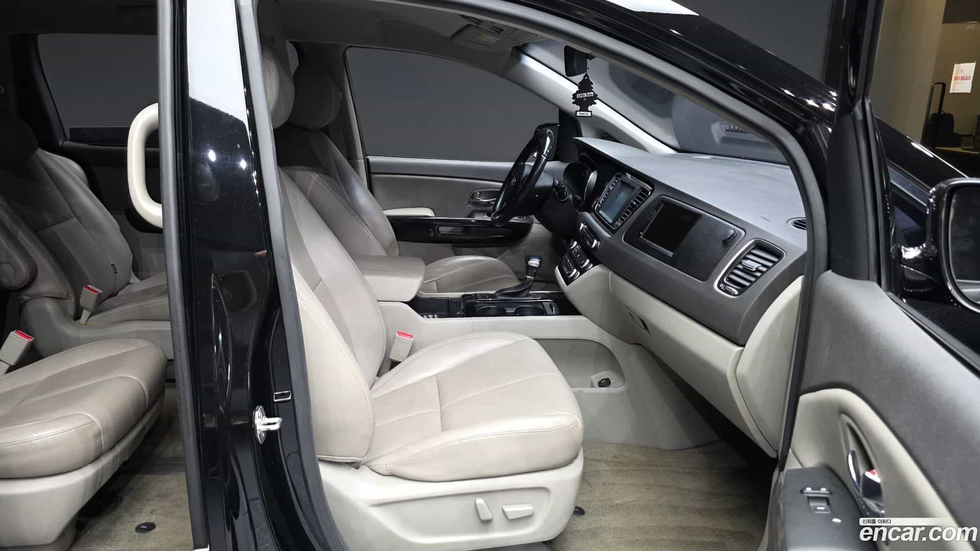 Canival Kia 2017.8-OPTION-015