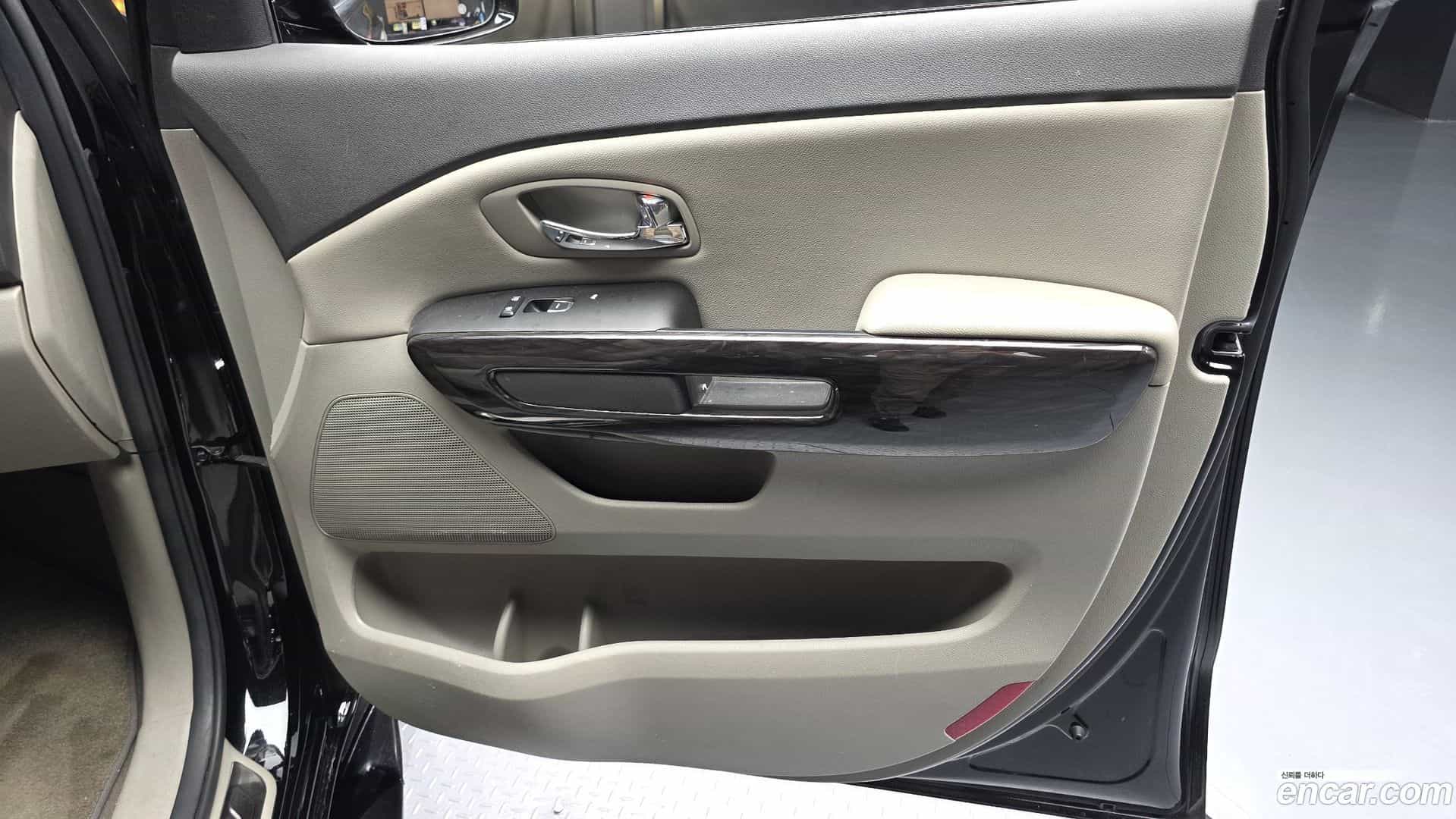 Canival Kia 2017.8-INNER-035