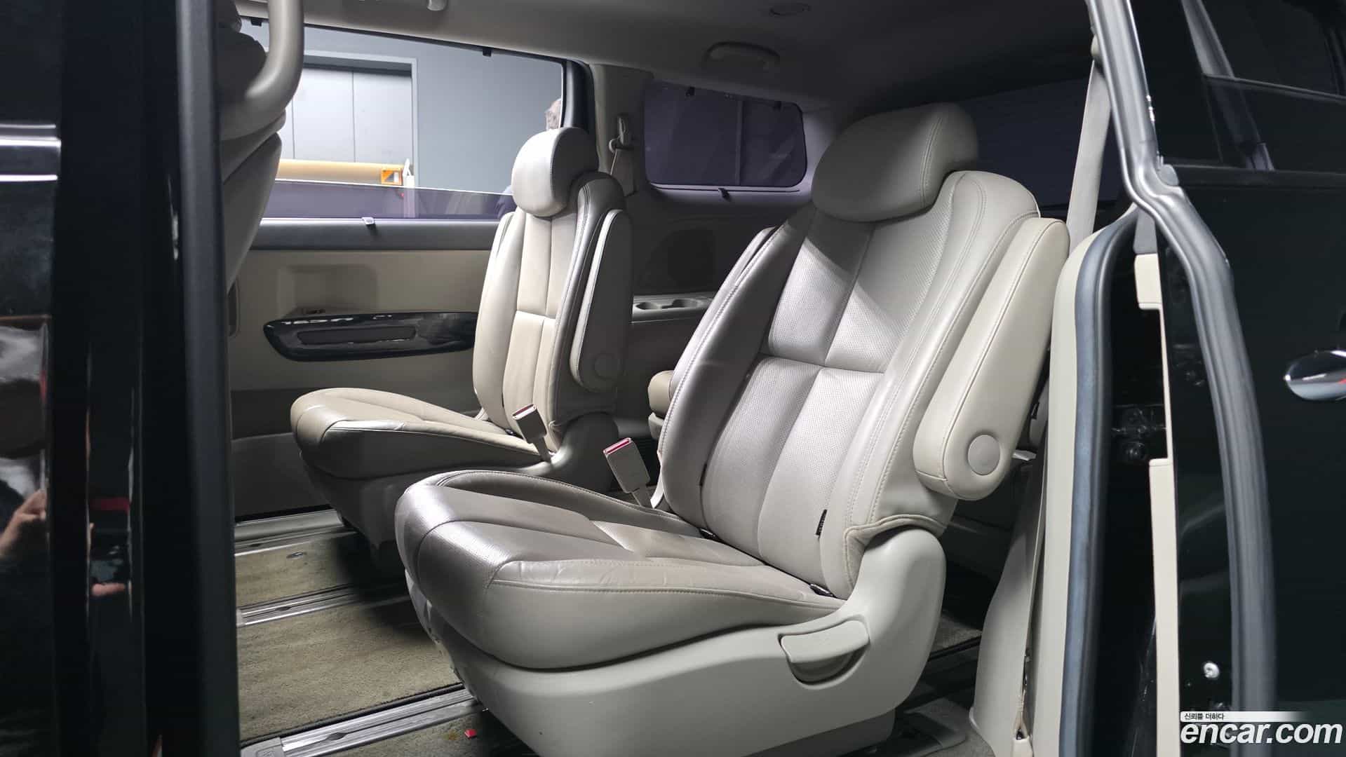 Canival Kia 2017.8-INNER-036