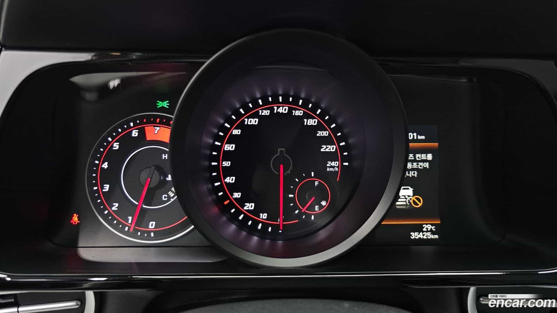 AVANTE Hyundai 2022.3-INNER-008