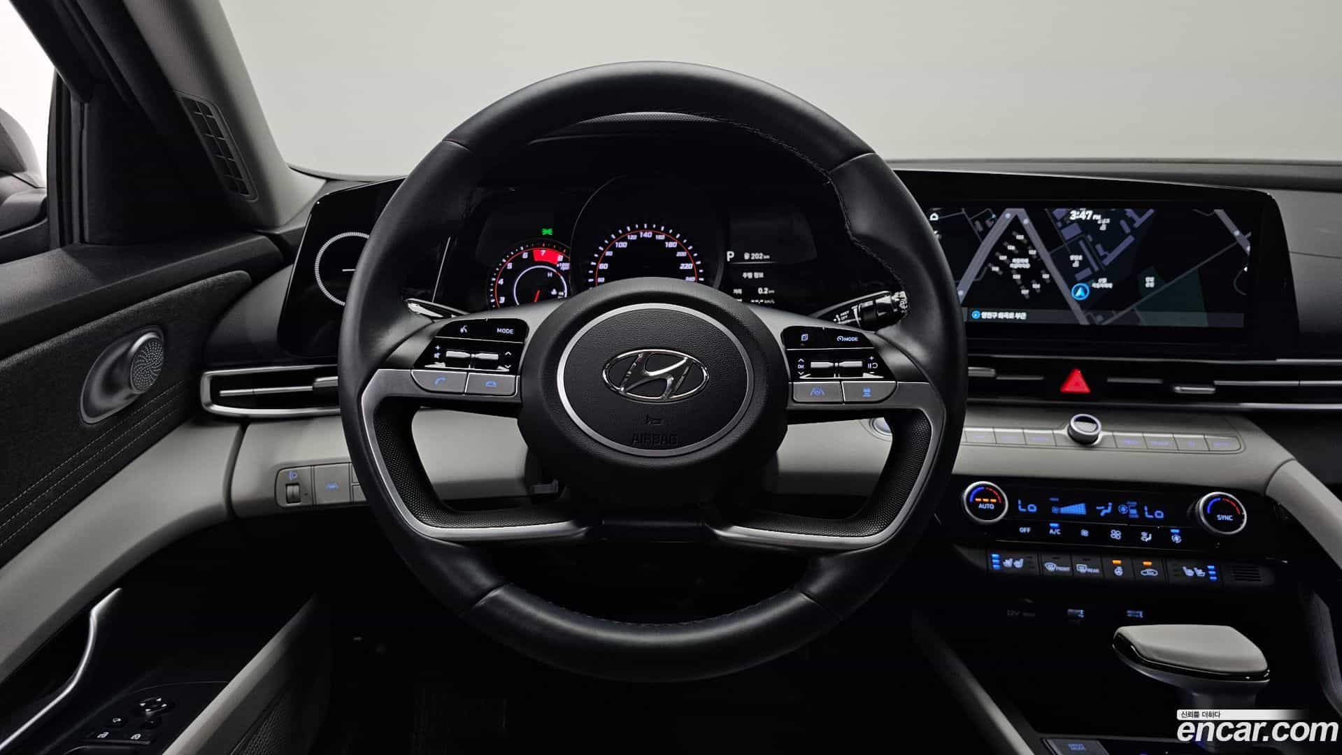 AVANTE Hyundai 2022.3-OPTION-016