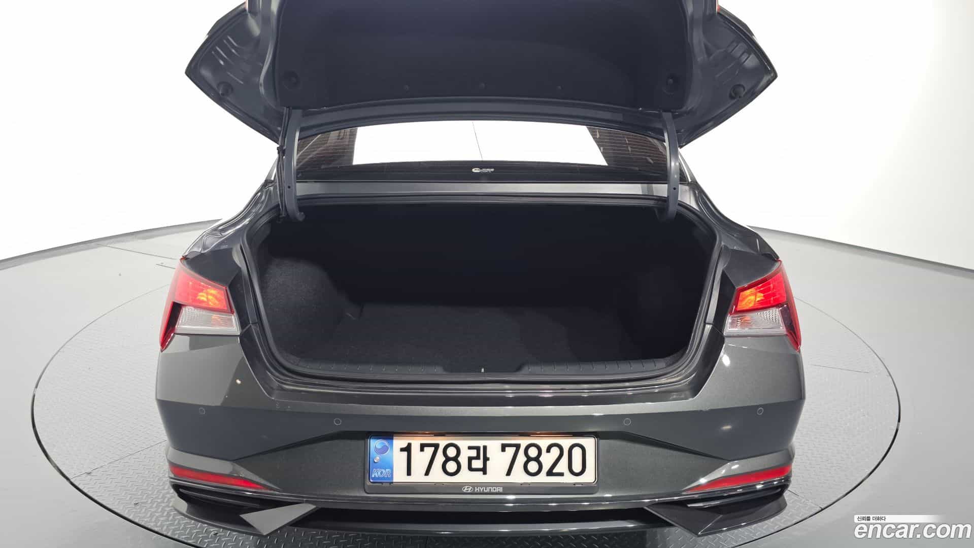 AVANTE Hyundai 2022.3-OPTION-024