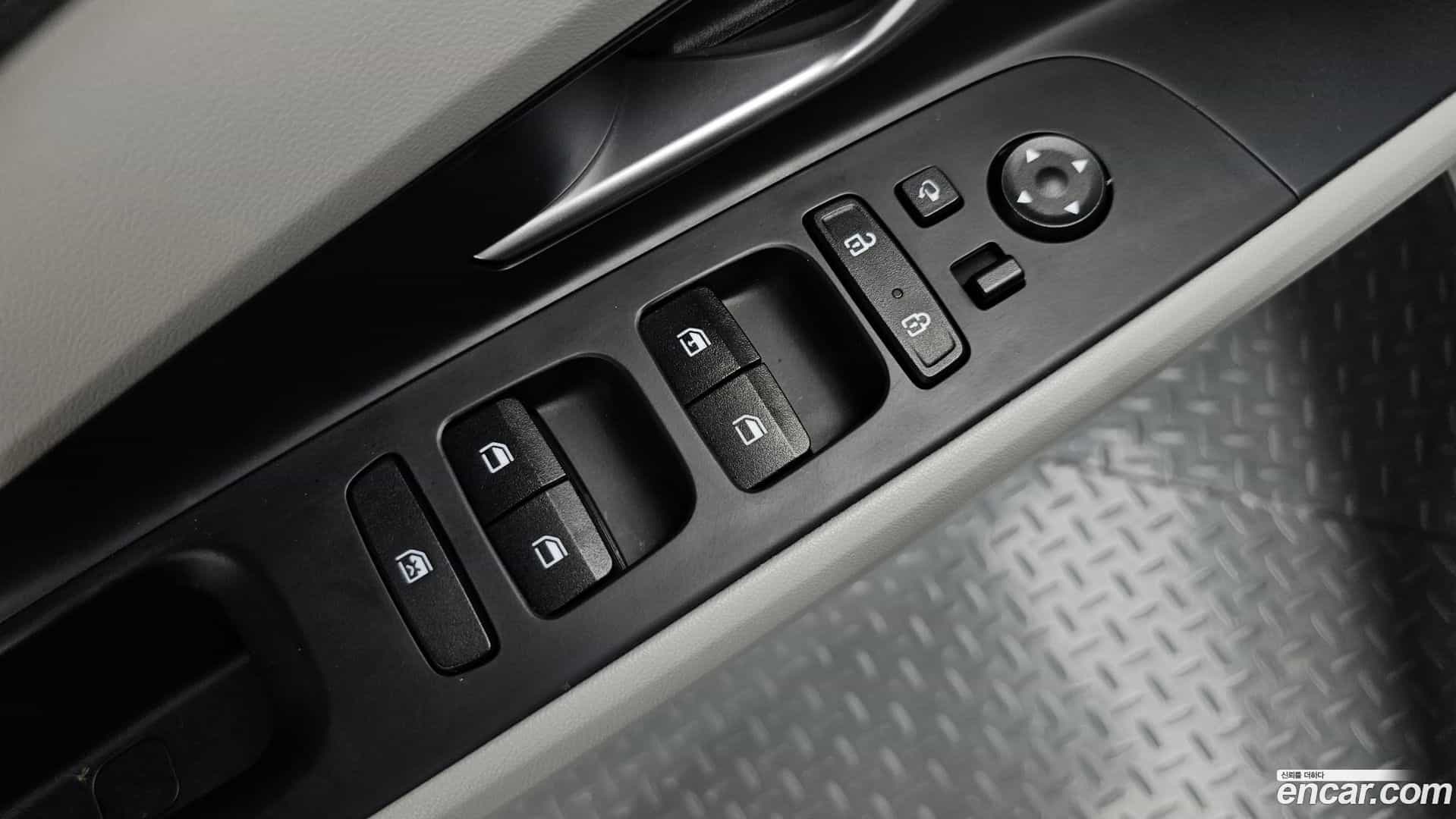 AVANTE Hyundai 2022.3-OPTION-040