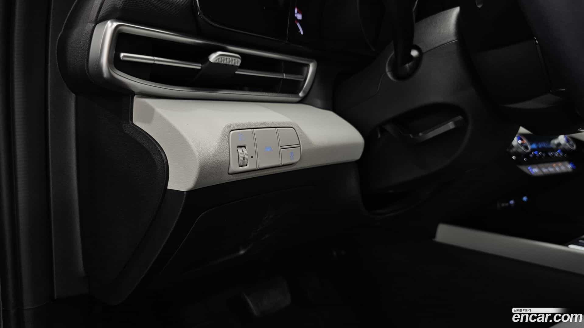 AVANTE Hyundai 2022.3-OPTION-042