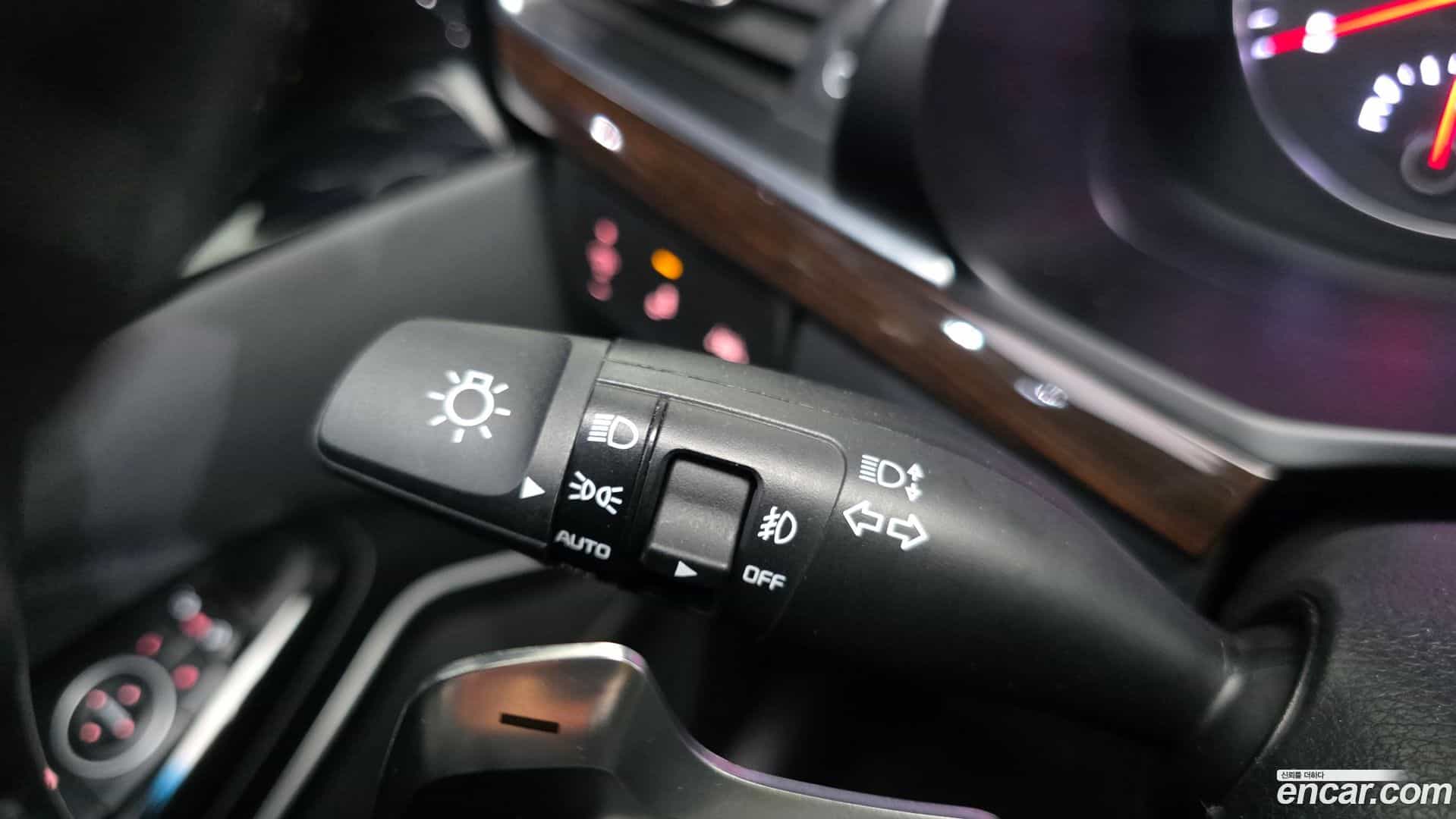 K7 Kia 2018.0-OPTION-040