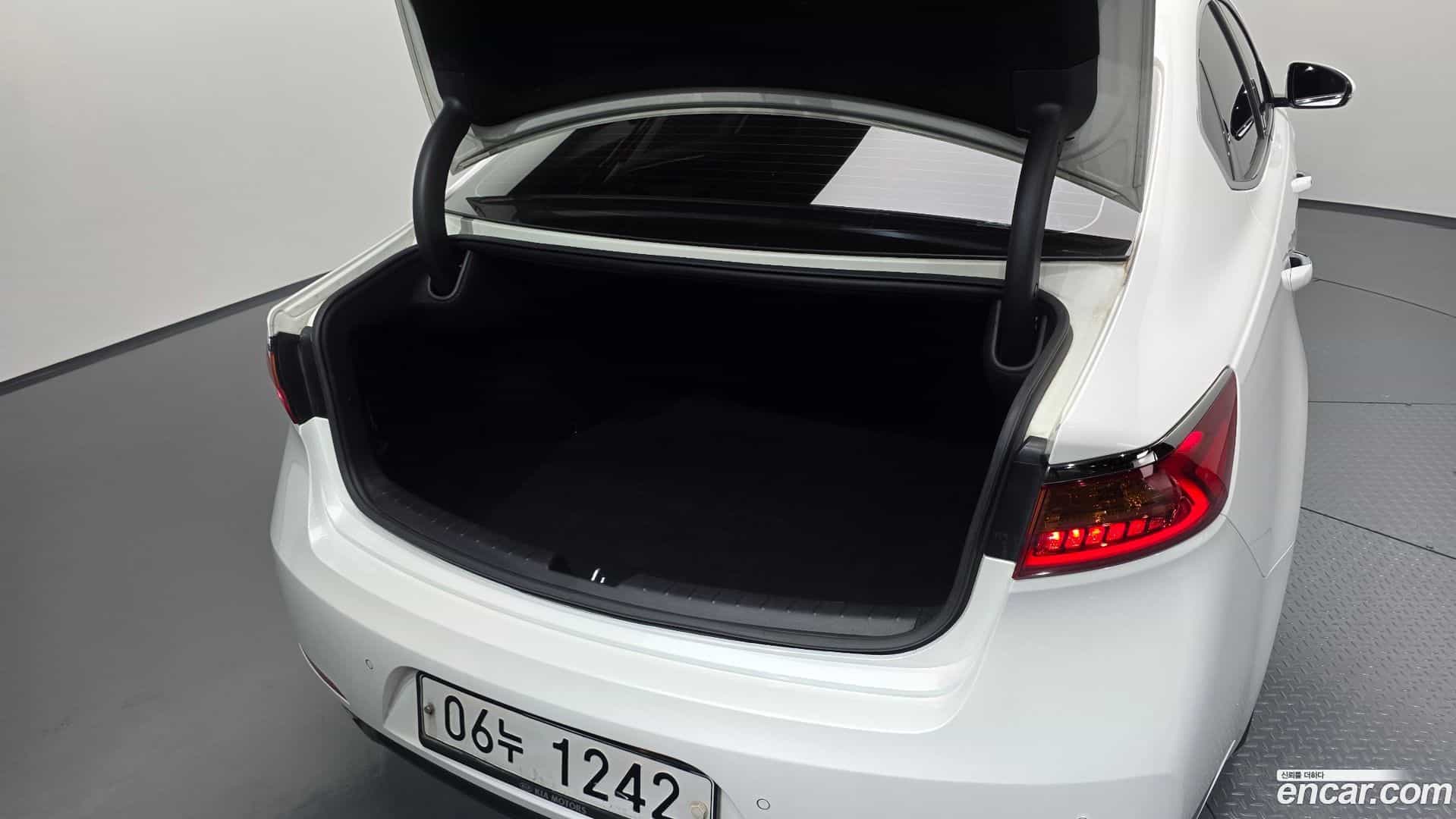 K7 Kia 2018.0-OPTION-047