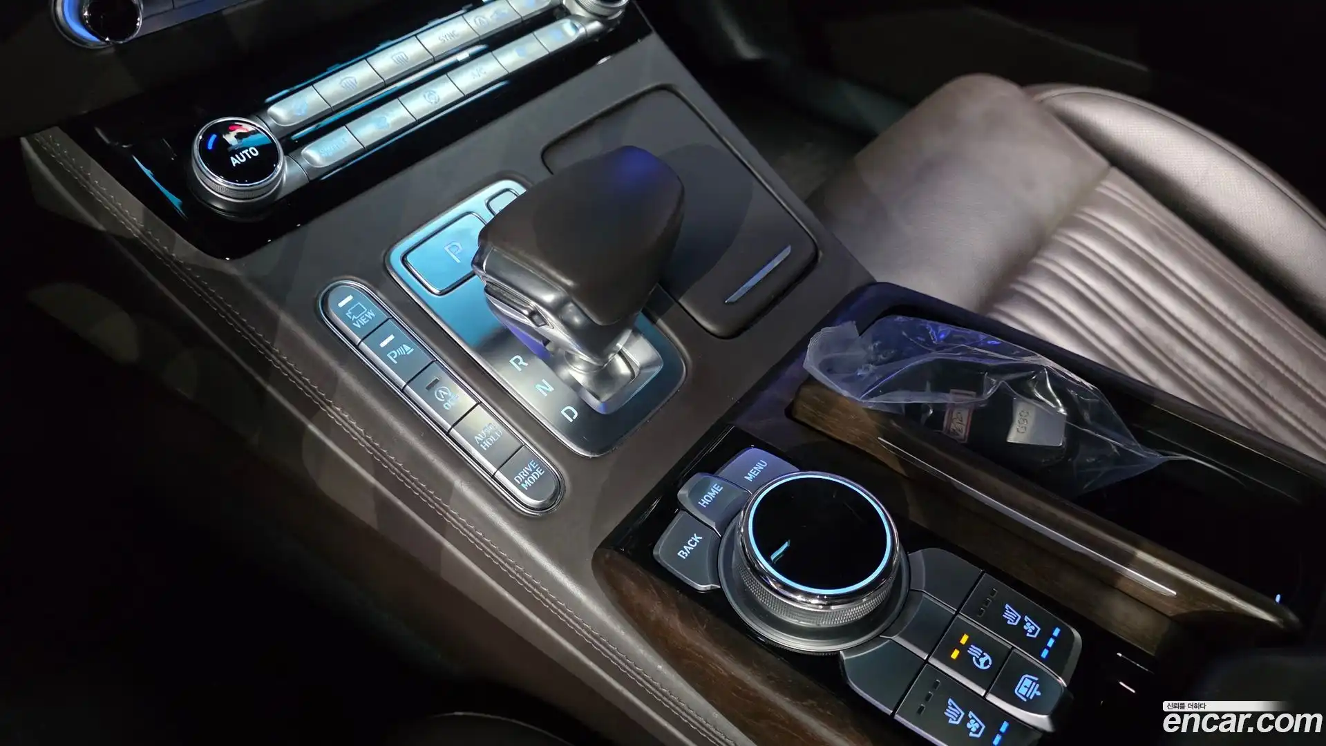 G90 Genesis 2019.11-INNER-009