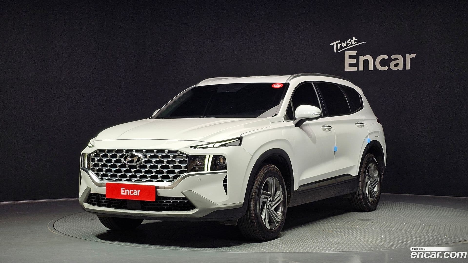 Main__Slider__Photo:Santafe Hyundai 2020.9-0