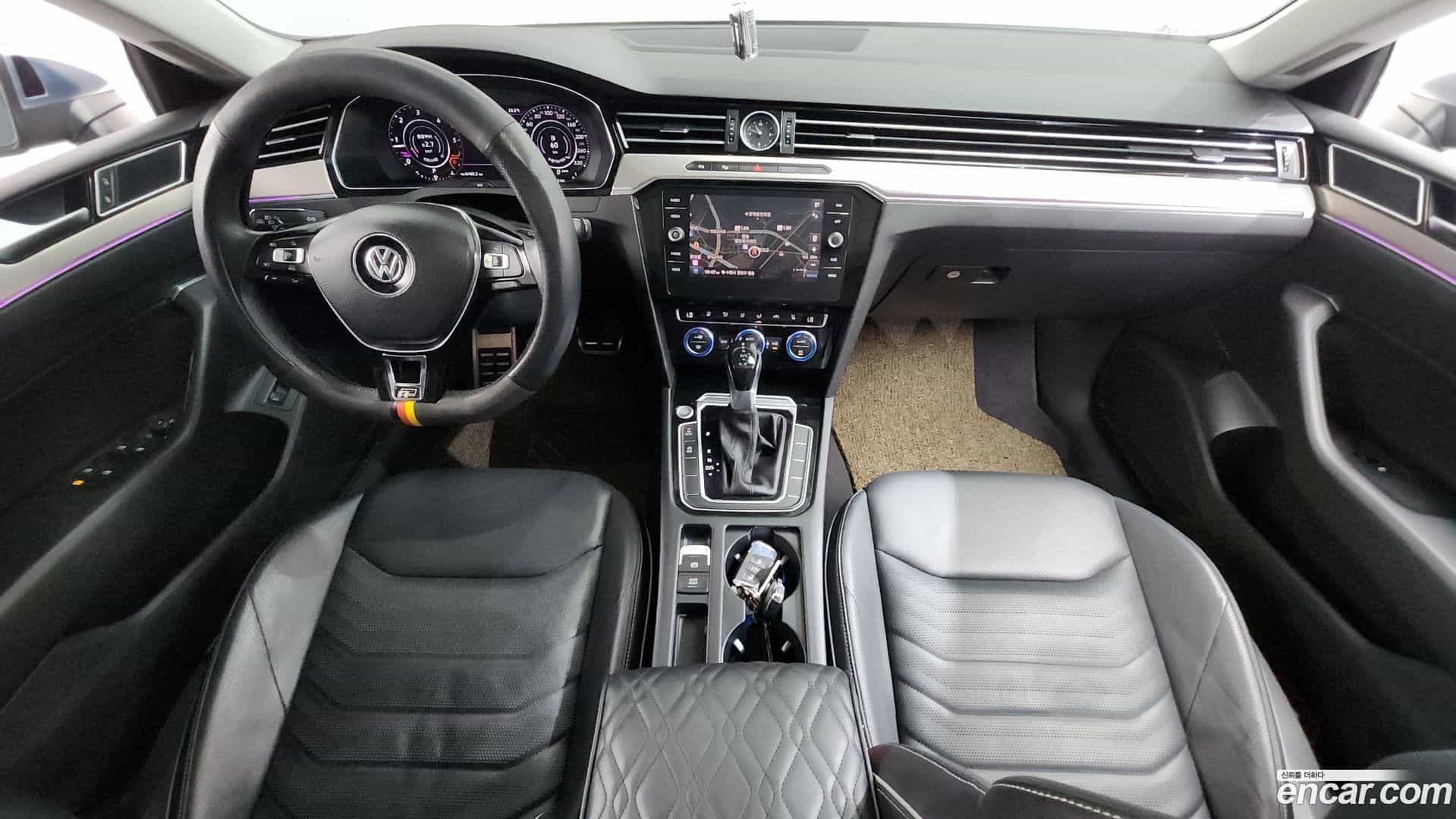 Arteon Volkswagen 2018.11-INNER-007