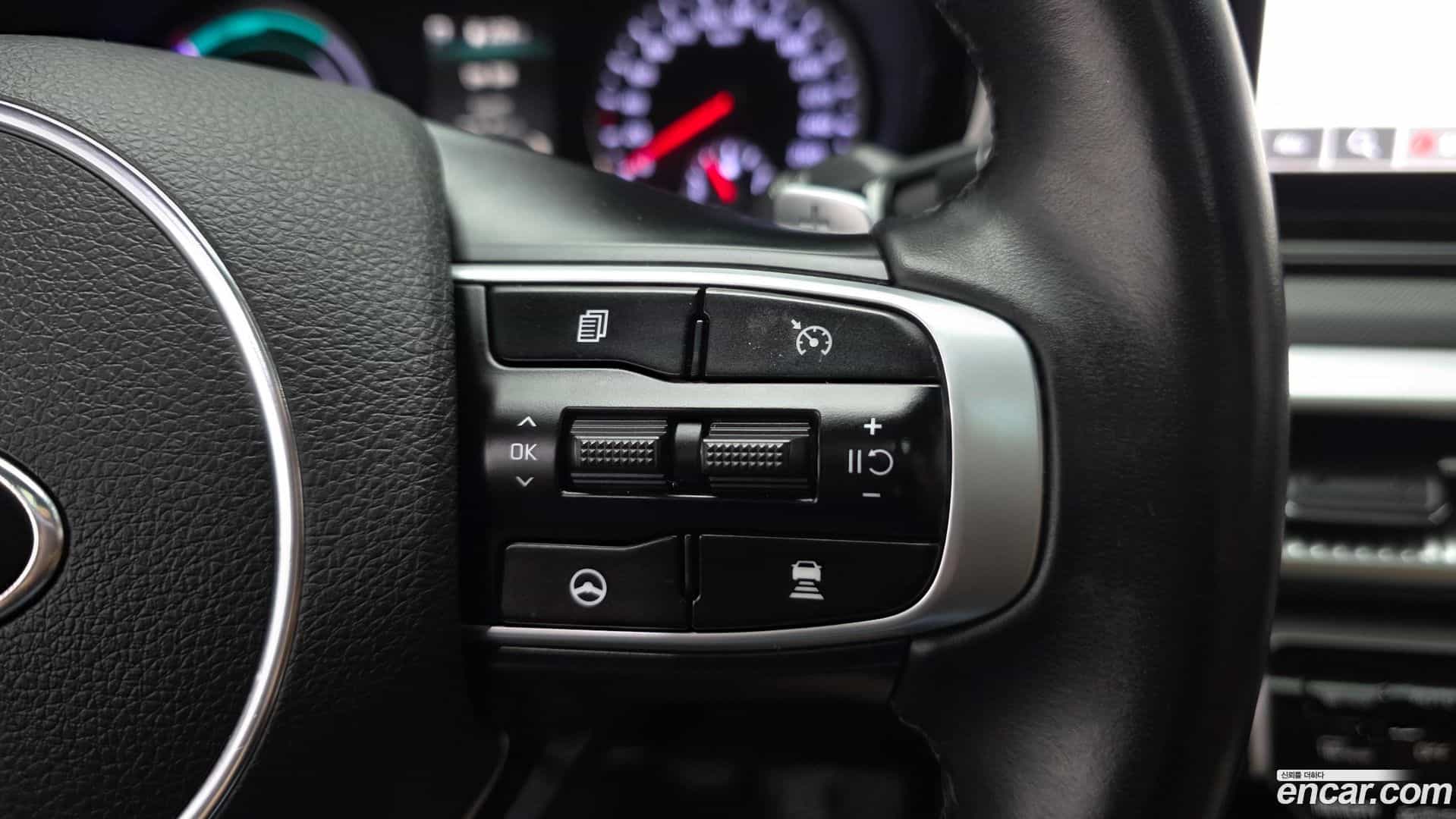 K5 Kia 2021.1-OPTION-018
