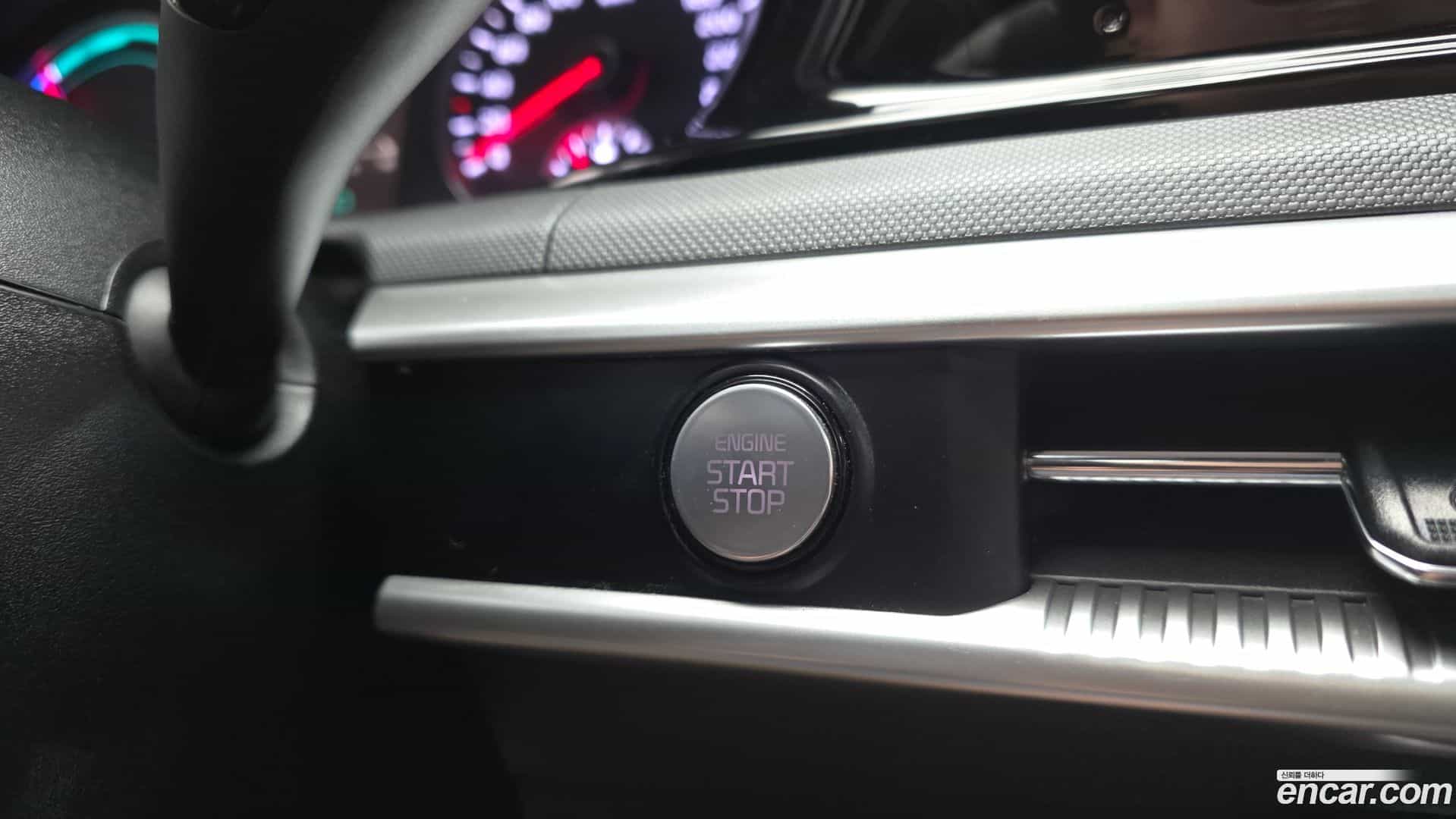 K5 Kia 2021.1-OPTION-041