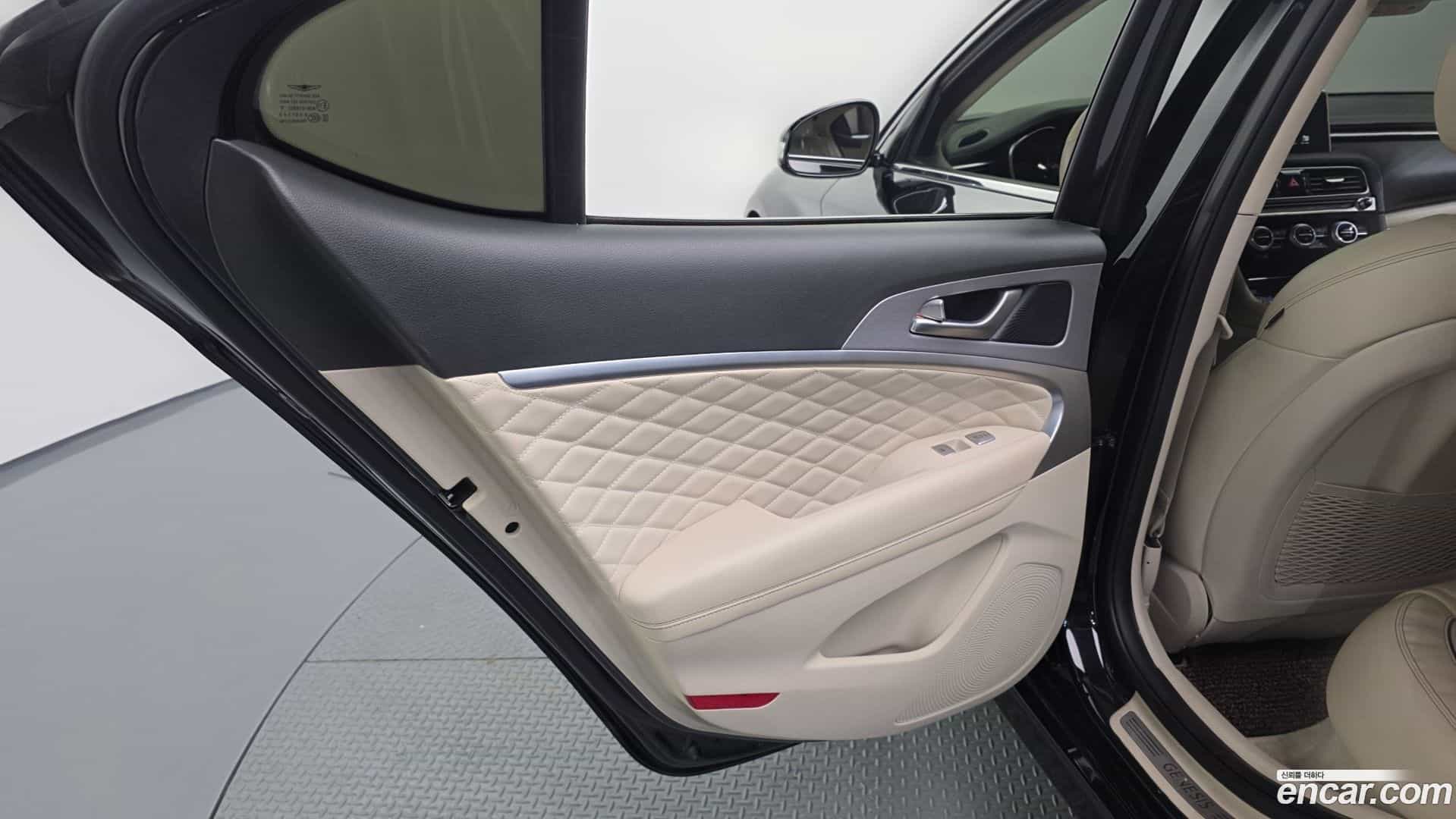 G70 Genesis 2019.10-INNER-035