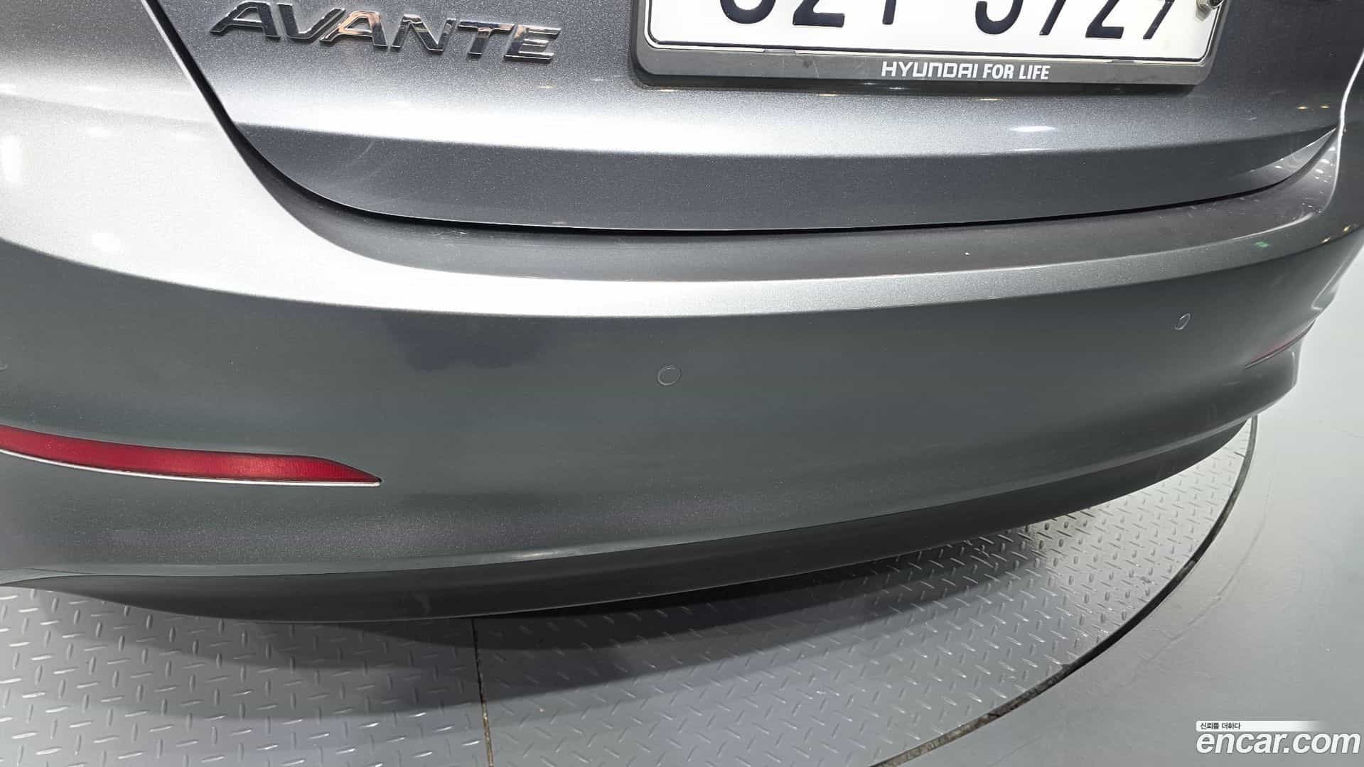 AVANTE Hyundai 2017.9-OPTION-047