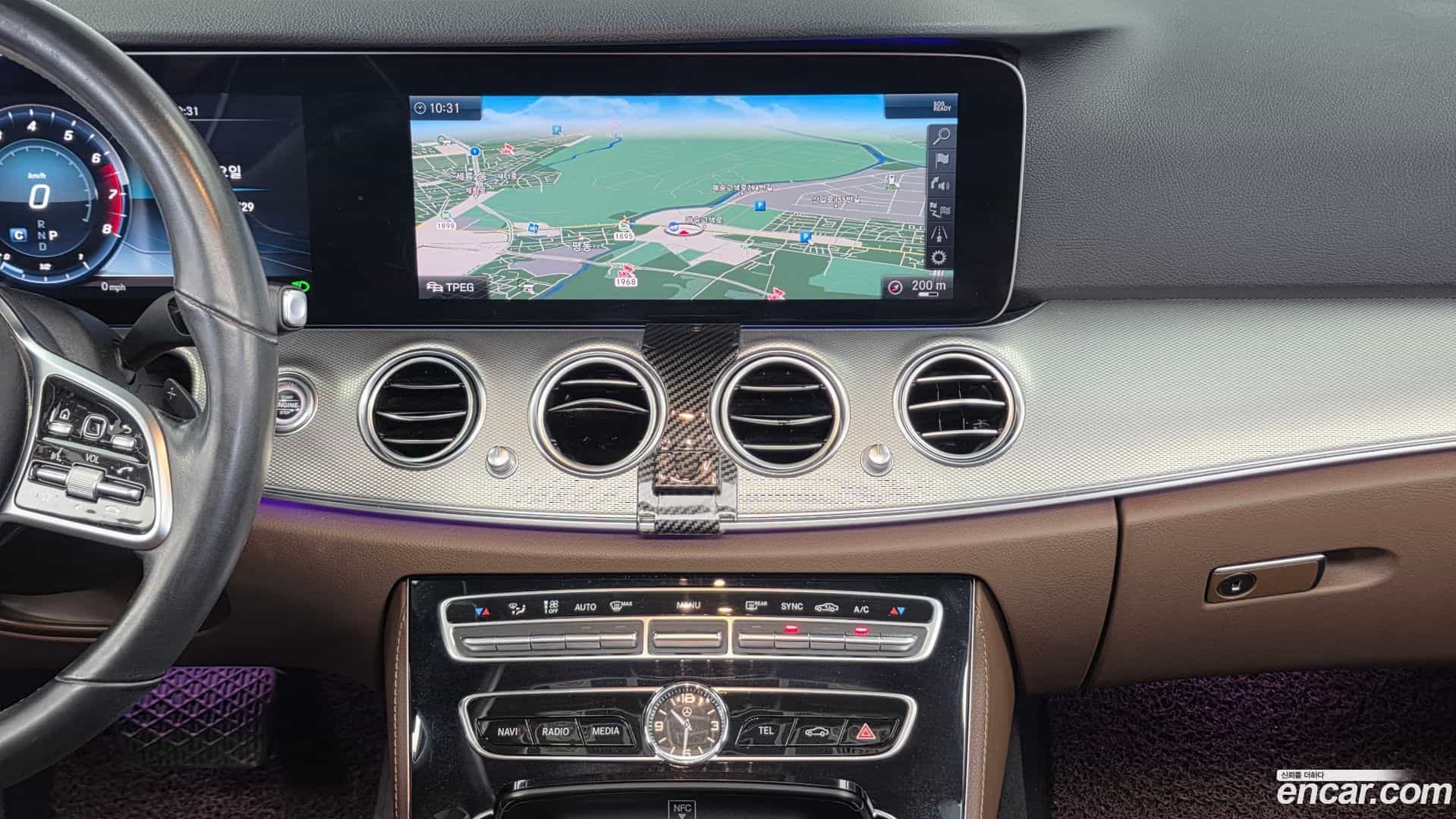 E-Class Mercedes-Benz 2019.7-OPTION-018