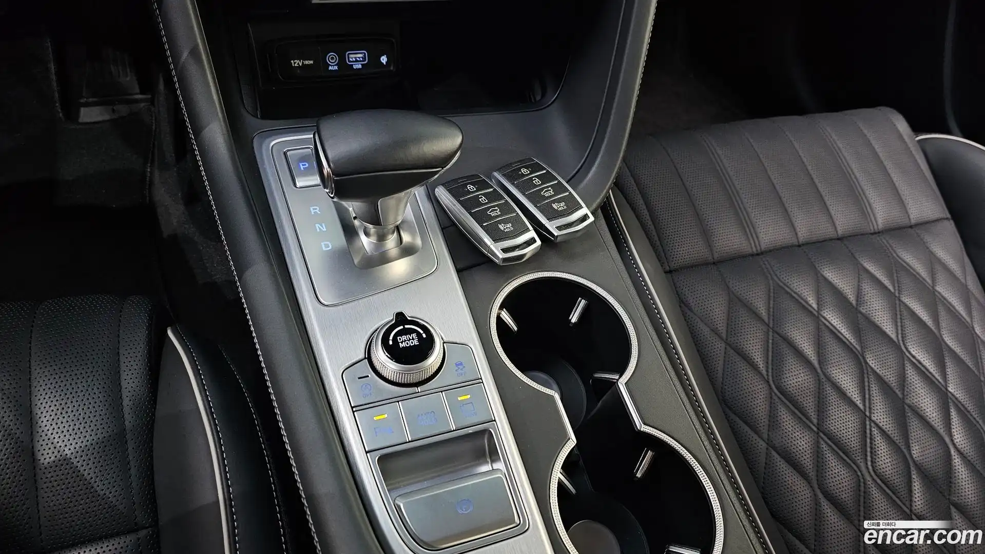 G70 Genesis 2019.0-INNER-009