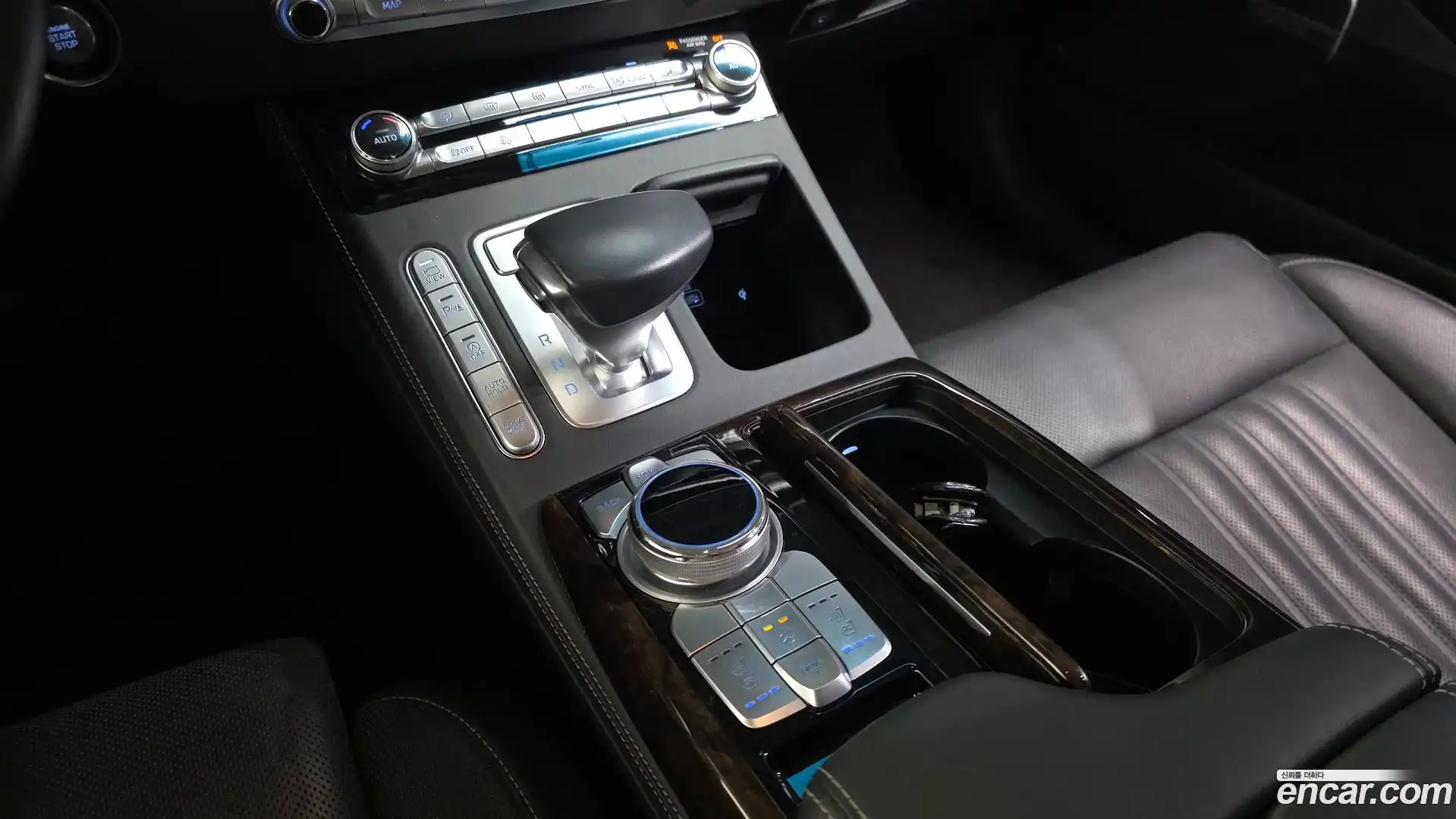 G90 Genesis 2019.4-INNER-009