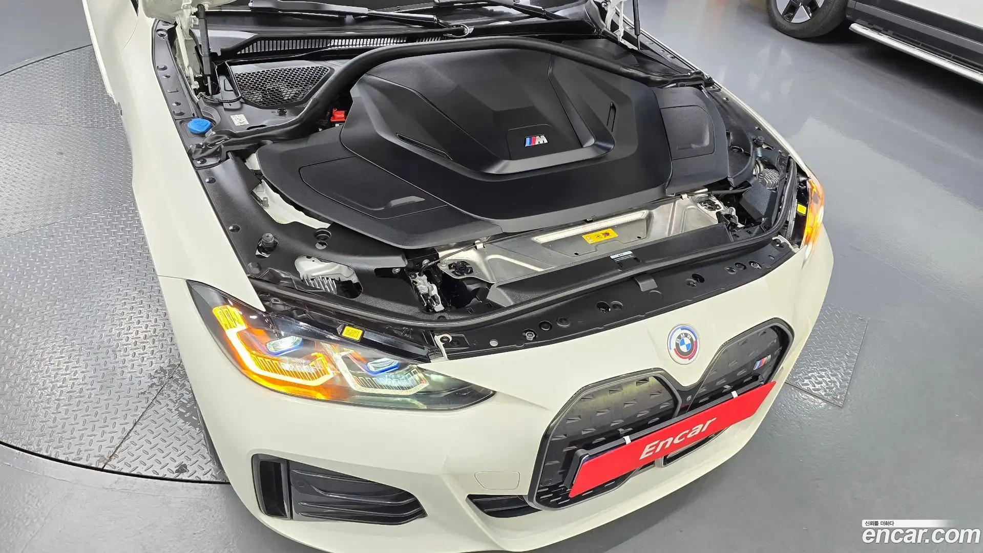 i4 BMW 2022.7-OUTER-006