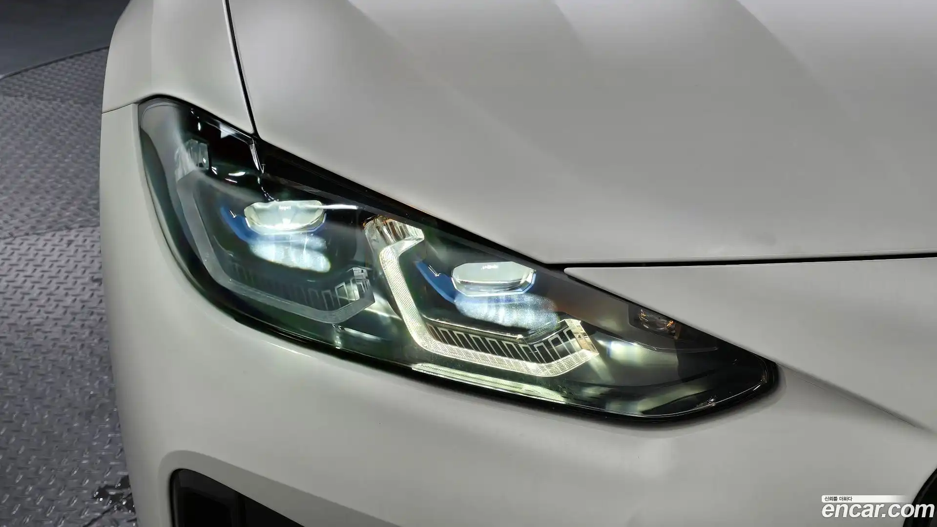 i4 BMW 2022.7-OUTER-032
