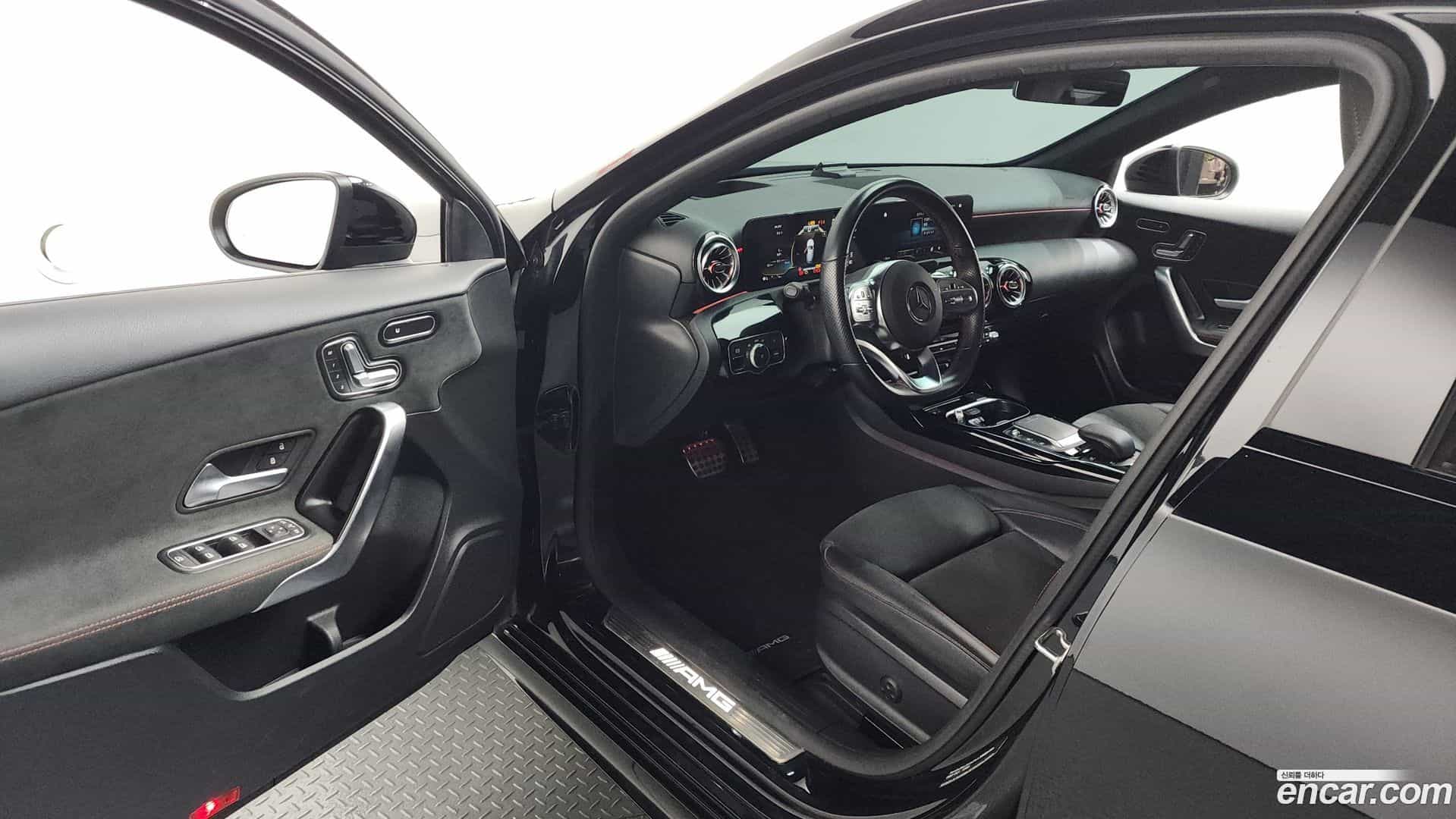 A-Class Mercedes-Benz 2021.6-INNER-010