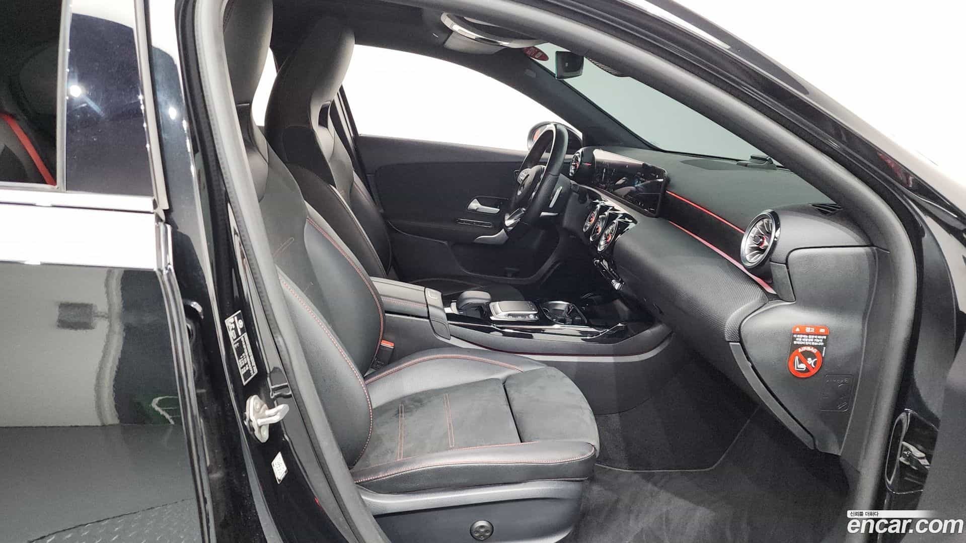 A-Class Mercedes-Benz 2021.6-INNER-036