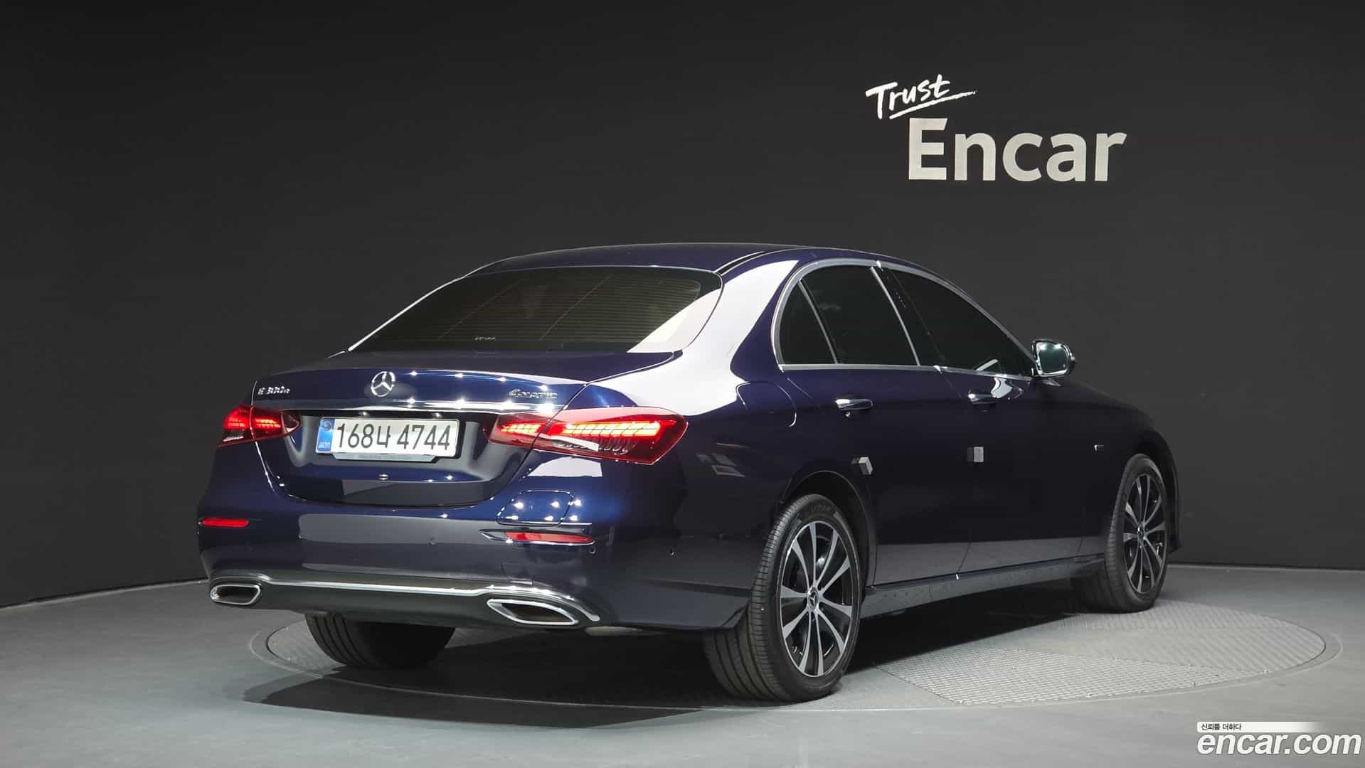 E-Class Mercedes-Benz 2021.3-OUTER-002