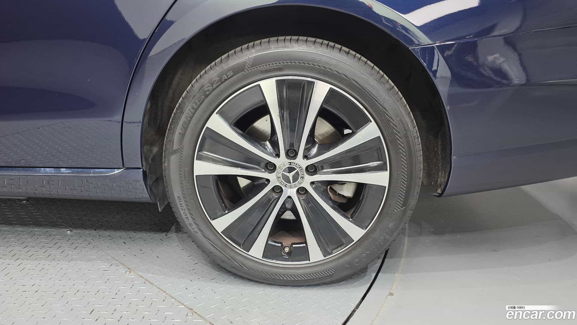 E-Class Mercedes-Benz 2021.3-OUTER-031