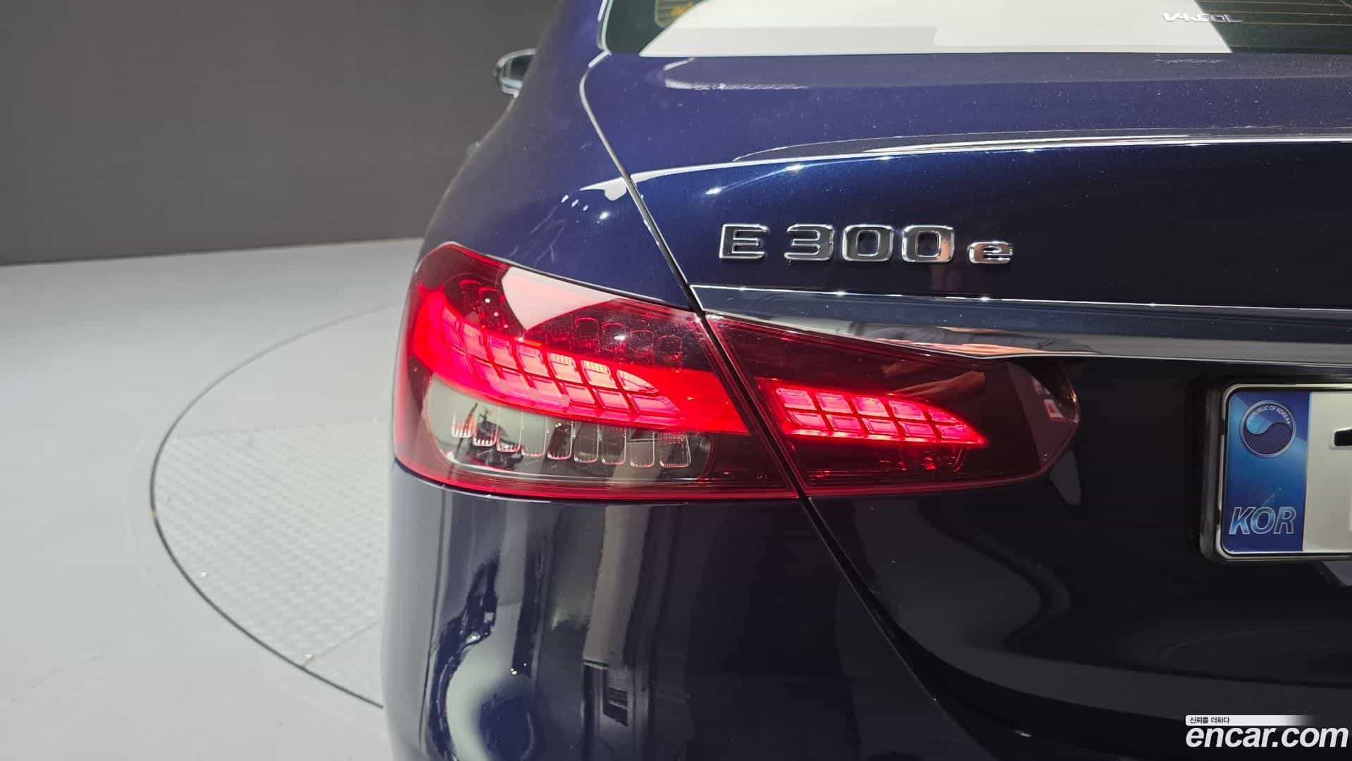 E-Class Mercedes-Benz 2021.3-OUTER-033