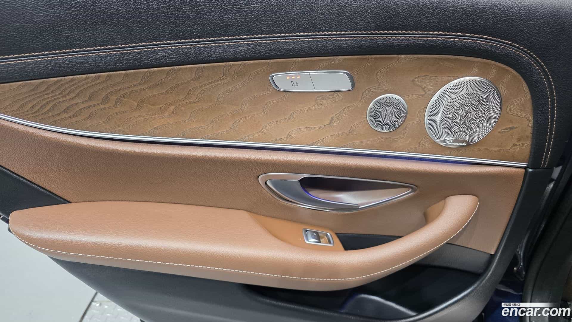 E-Class Mercedes-Benz 2021.3-INNER-035