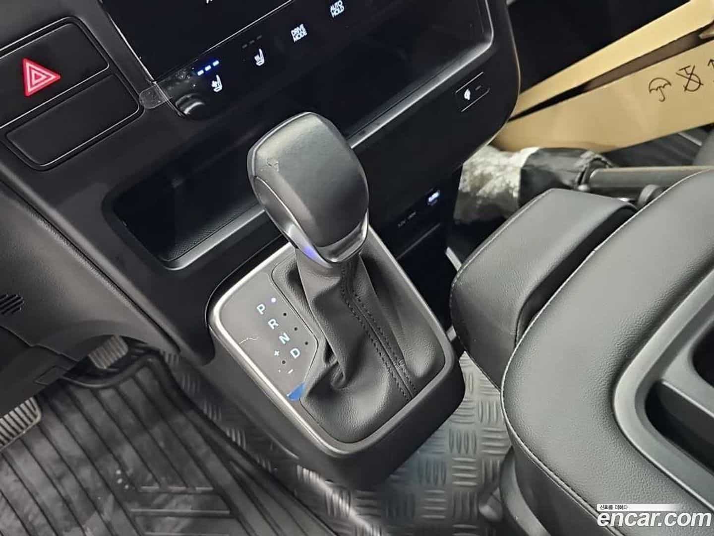 Staria Hyundai 2025.11-INNER-008