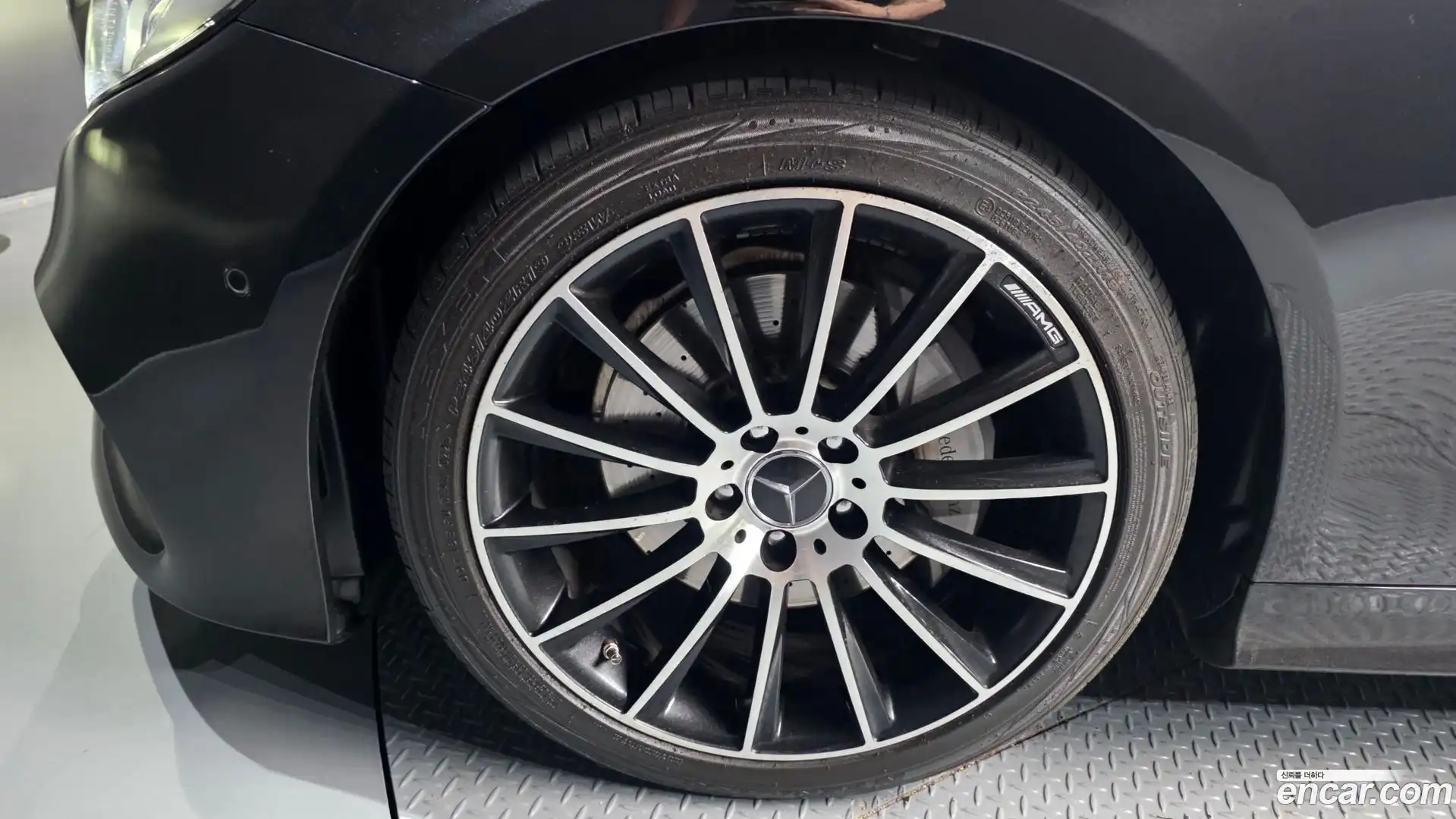 E-Class Mercedes-Benz 2020.8-OUTER-005