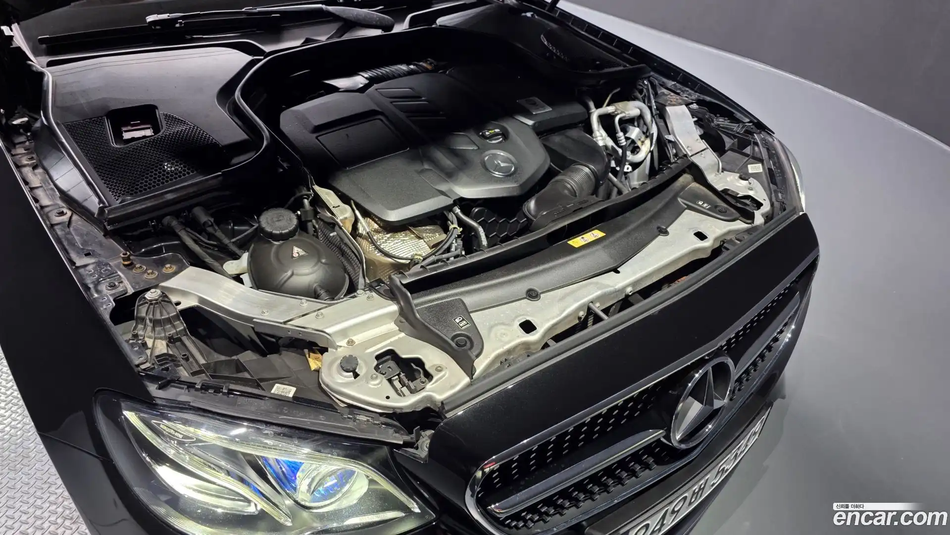 E-Class Mercedes-Benz 2020.8-OUTER-006
