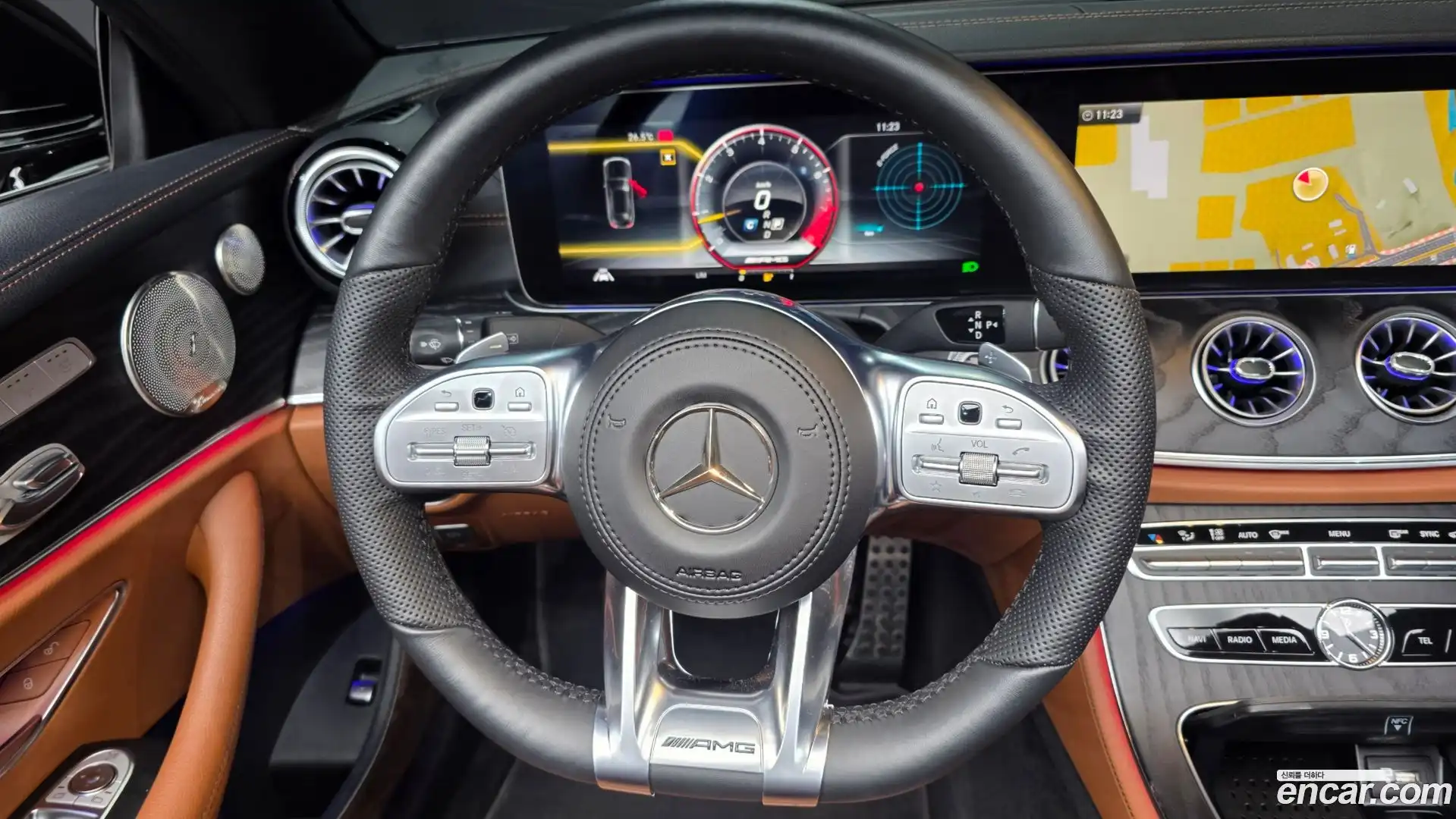 E-Class Mercedes-Benz 2020.8-OPTION-017
