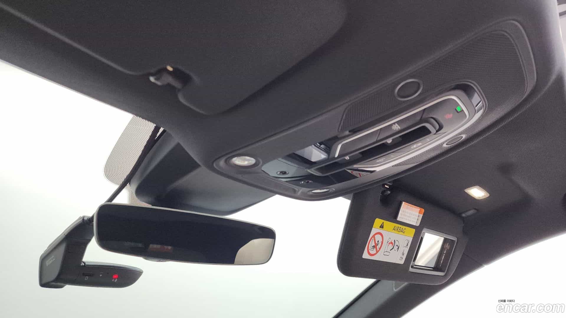 e-tron Audi 2021.11-OPTION-040