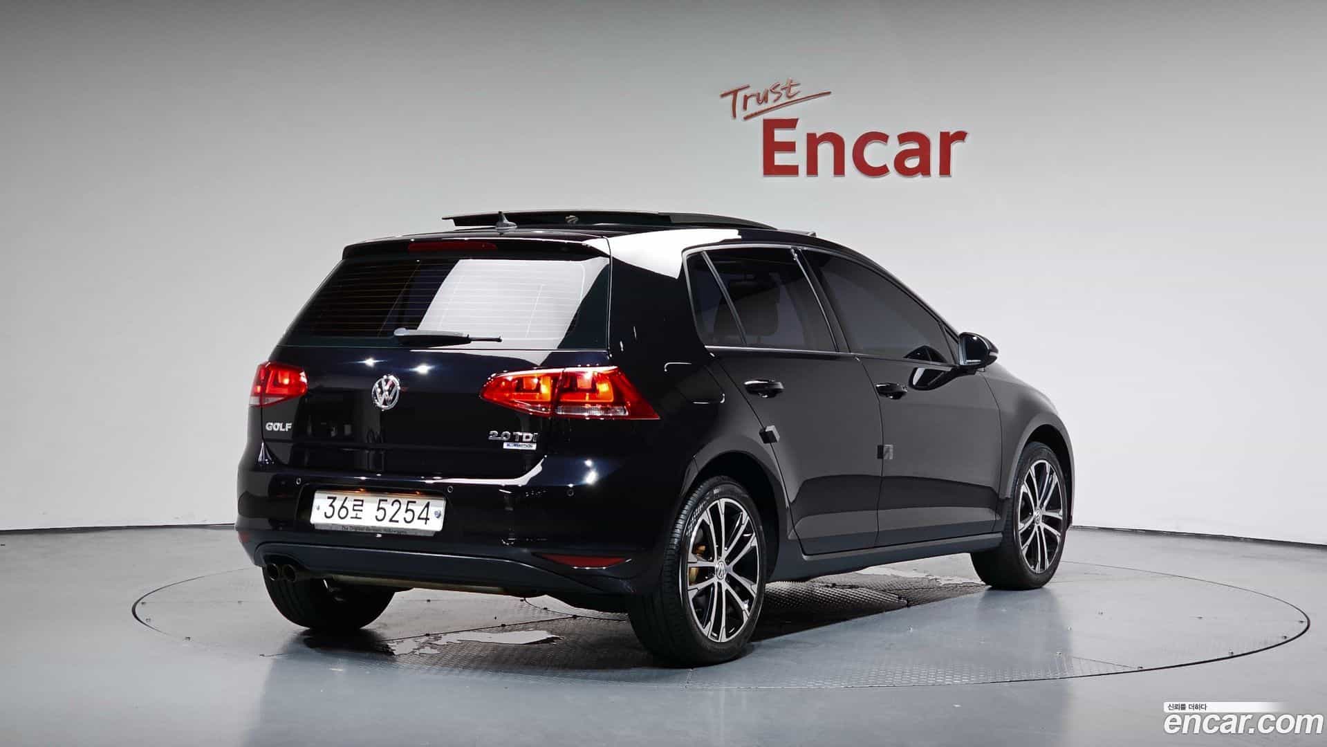 Golf Volkswagen 2015.8-OUTER-002
