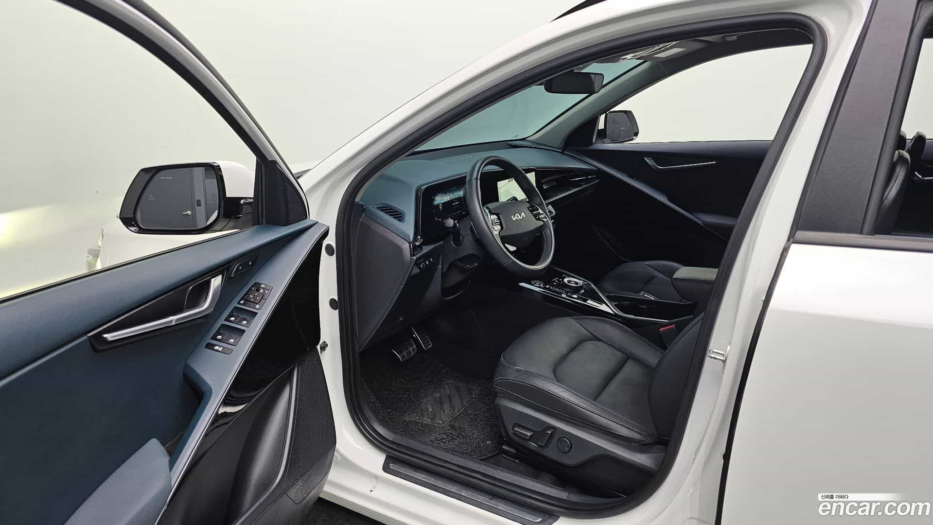 Niro Kia 2023.4-INNER-010