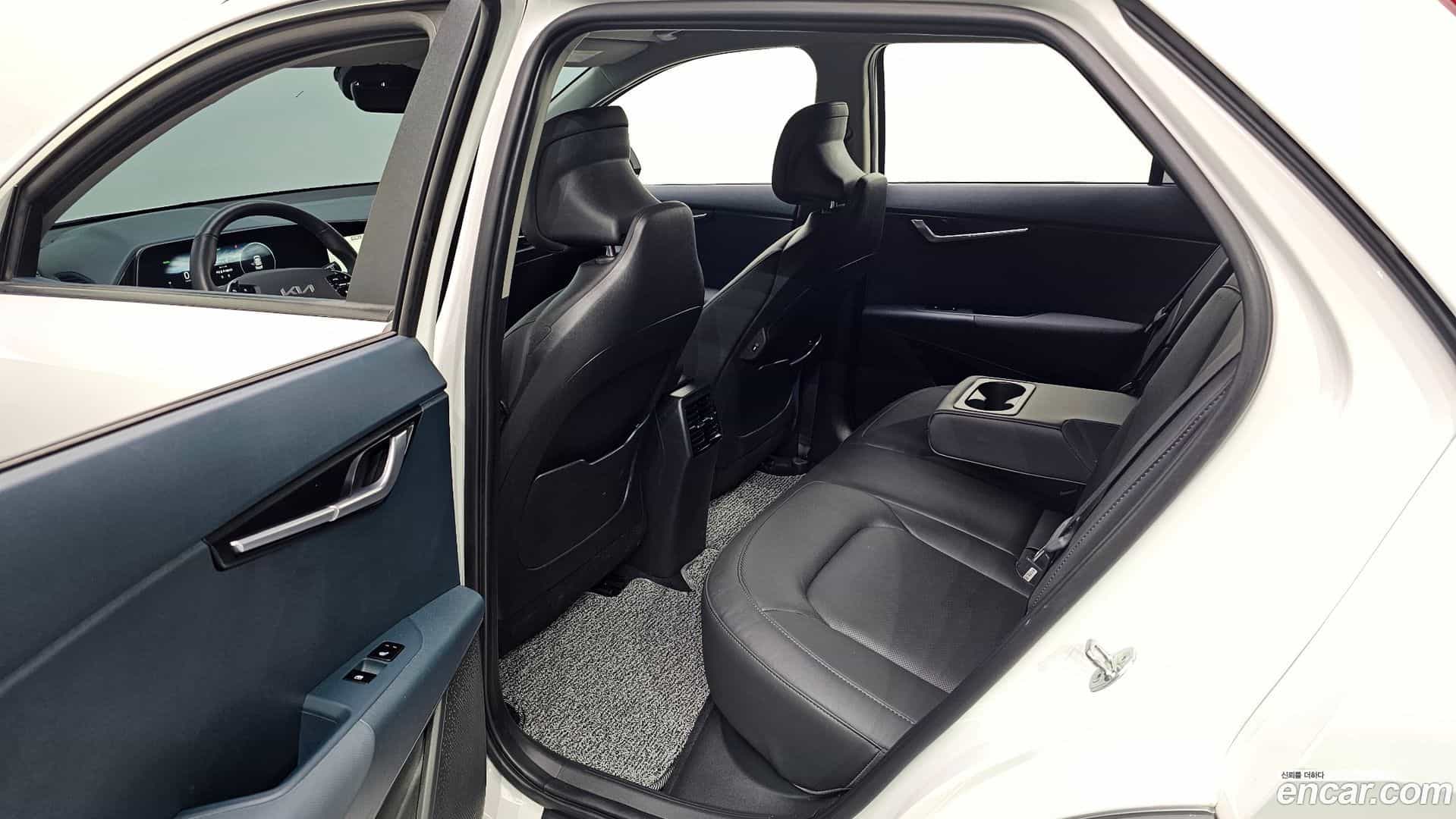 Niro Kia 2023.4-OPTION-016