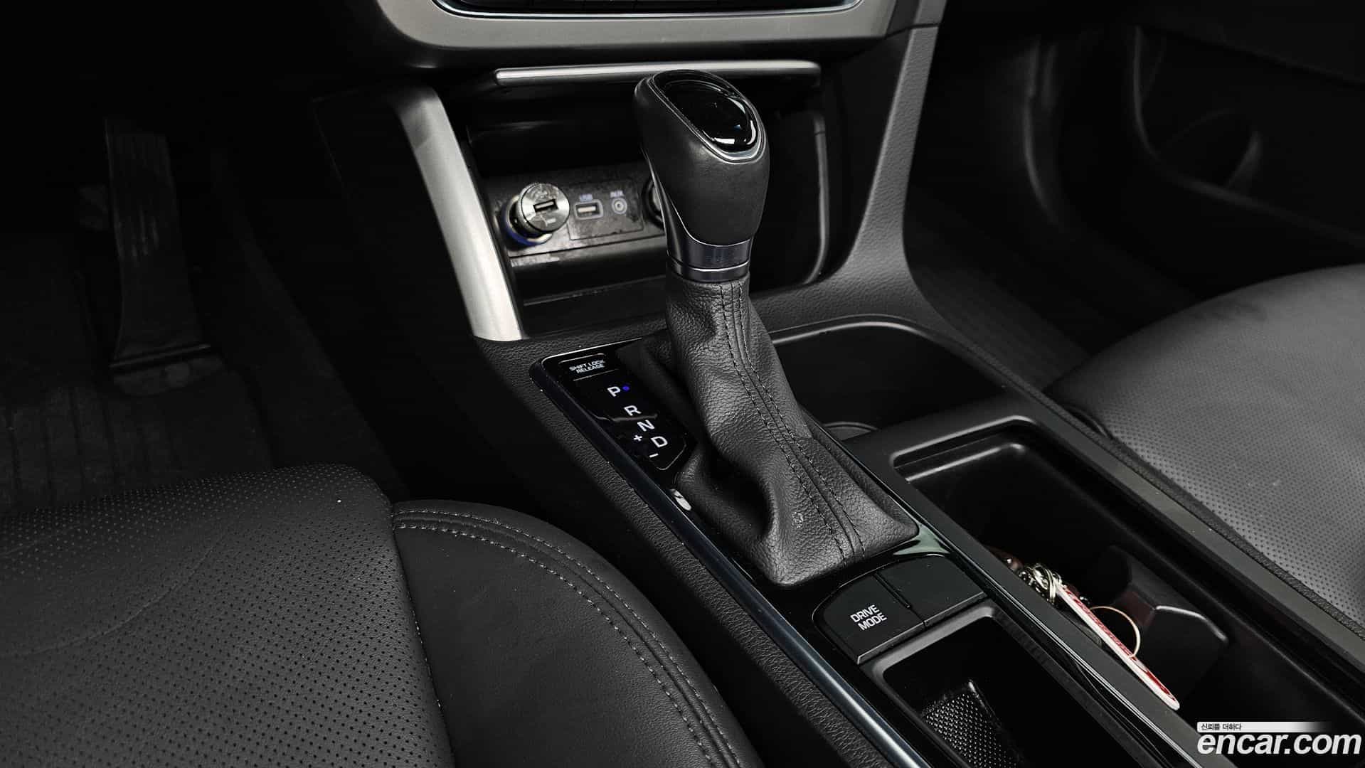 Sonata Hyundai 2014.8-INNER-009