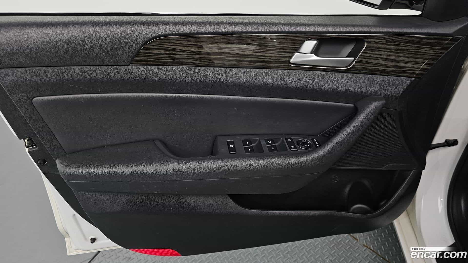 Sonata Hyundai 2014.8-INNER-034