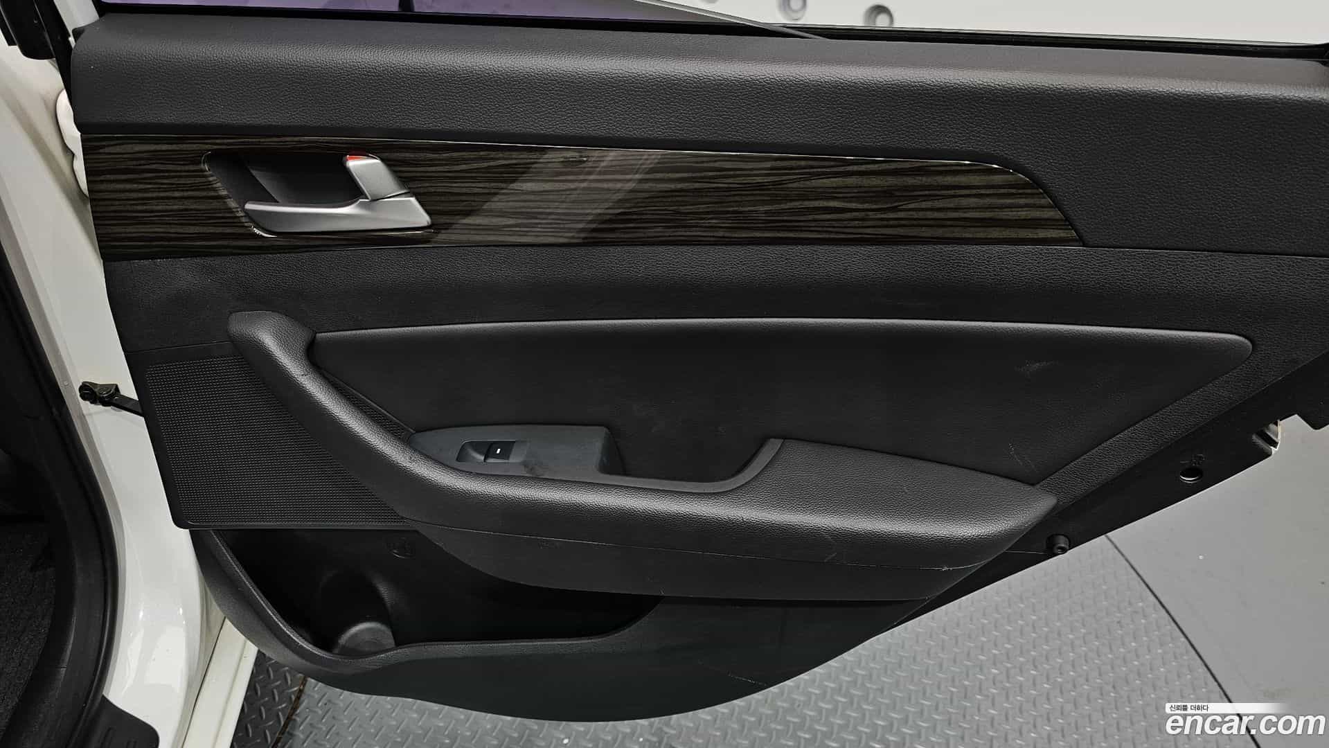 Sonata Hyundai 2014.8-INNER-035