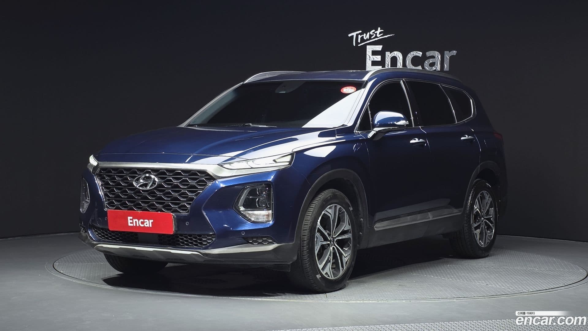 Main__Slider__Photo:Santafe Hyundai 2018.9-0