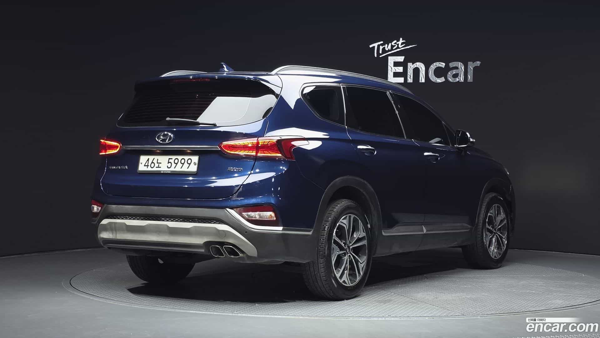 Santafe Hyundai 2018.9-OUTER-002