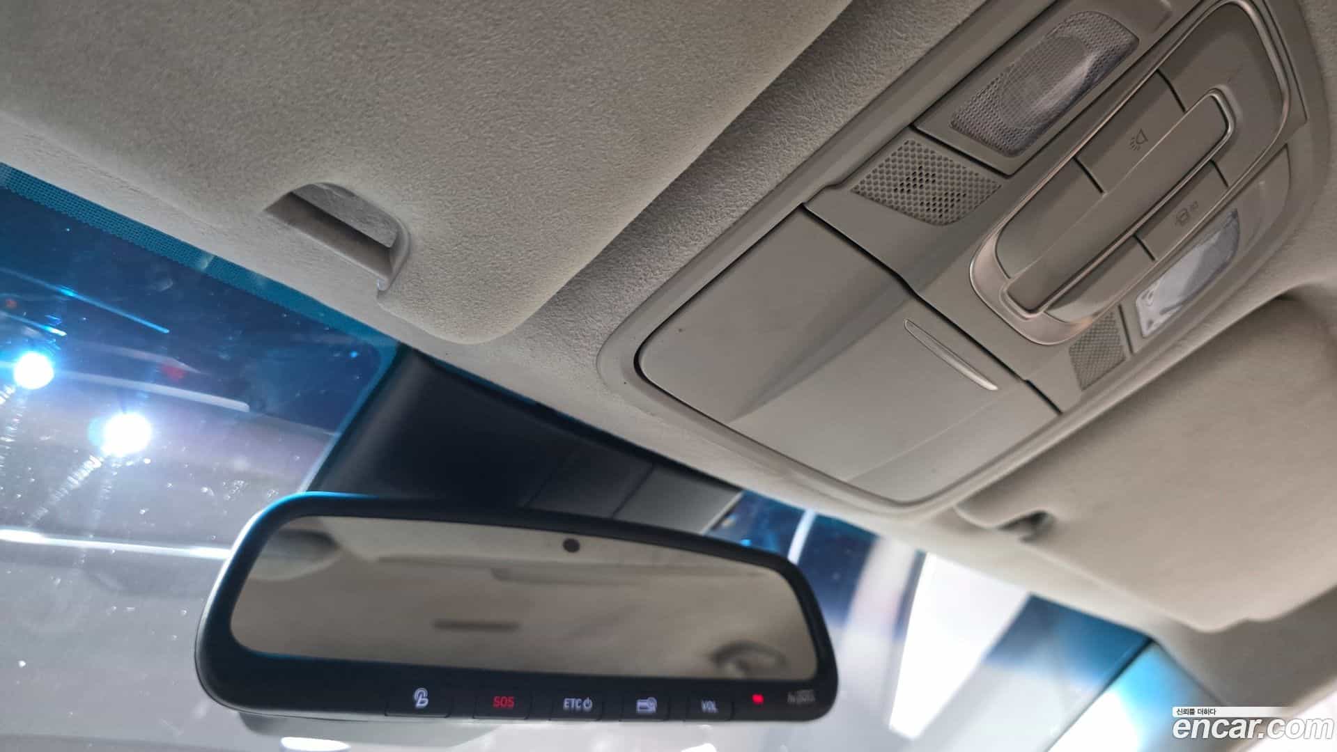 Santafe Hyundai 2018.9-OPTION-022