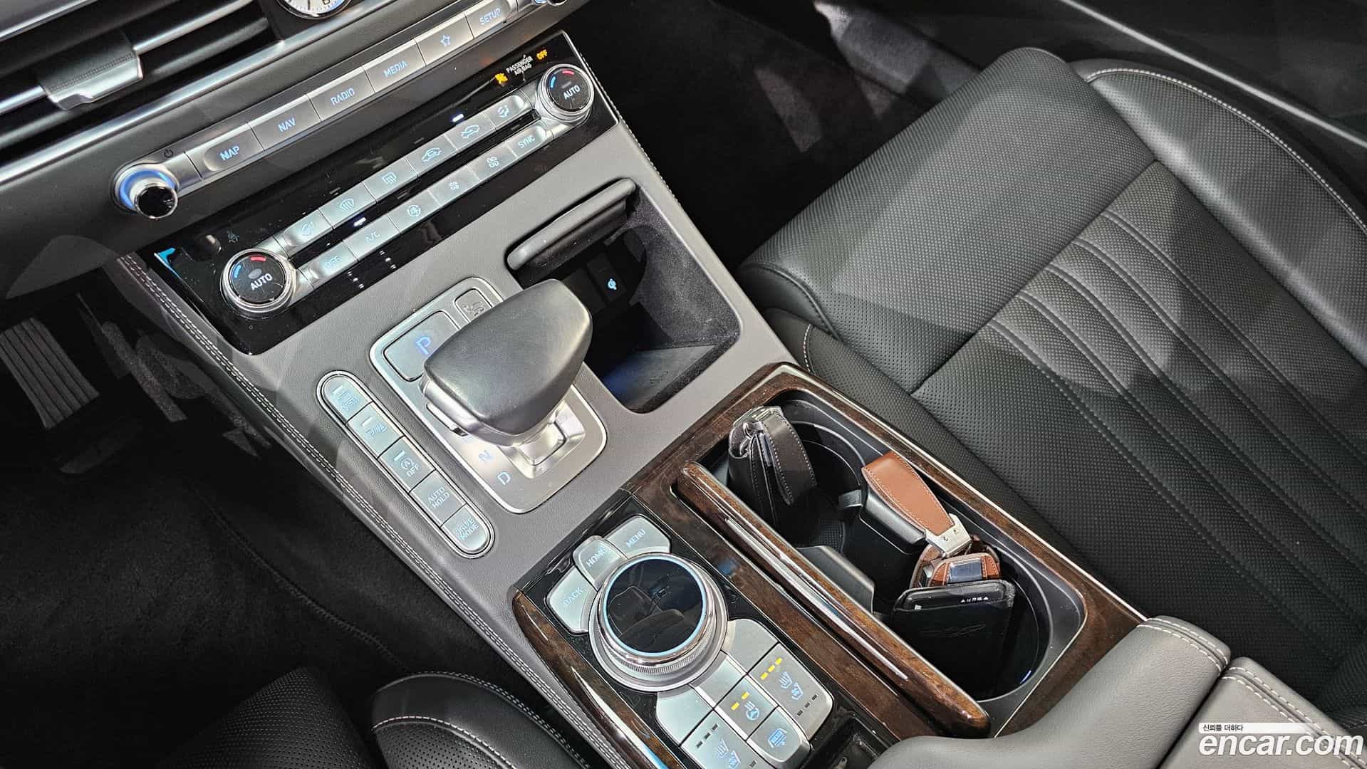 G90 Genesis 2019.8-INNER-009
