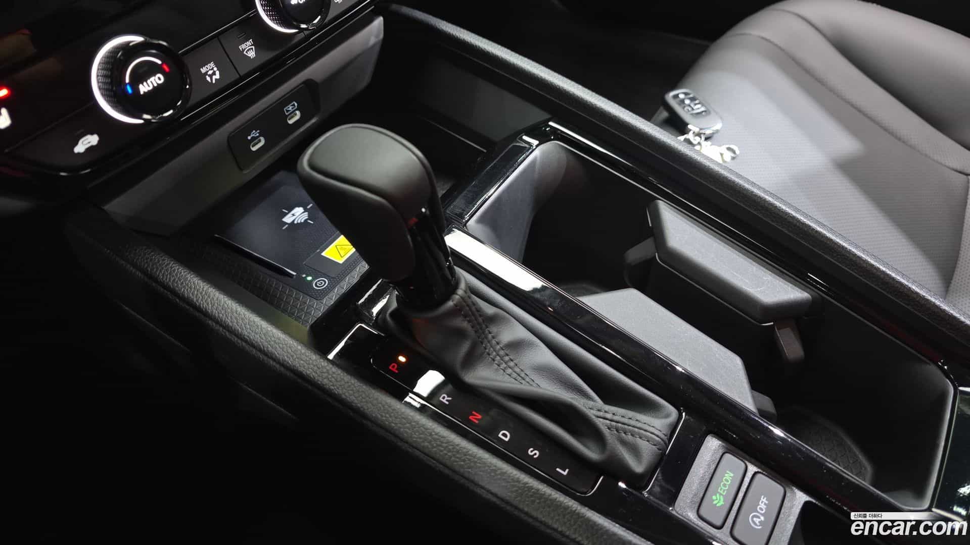 Accord Honda 2024.4-INNER-009