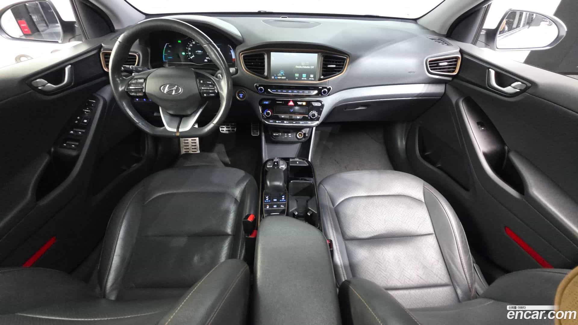 Ioniq Hyundai 2018.2-INNER-007