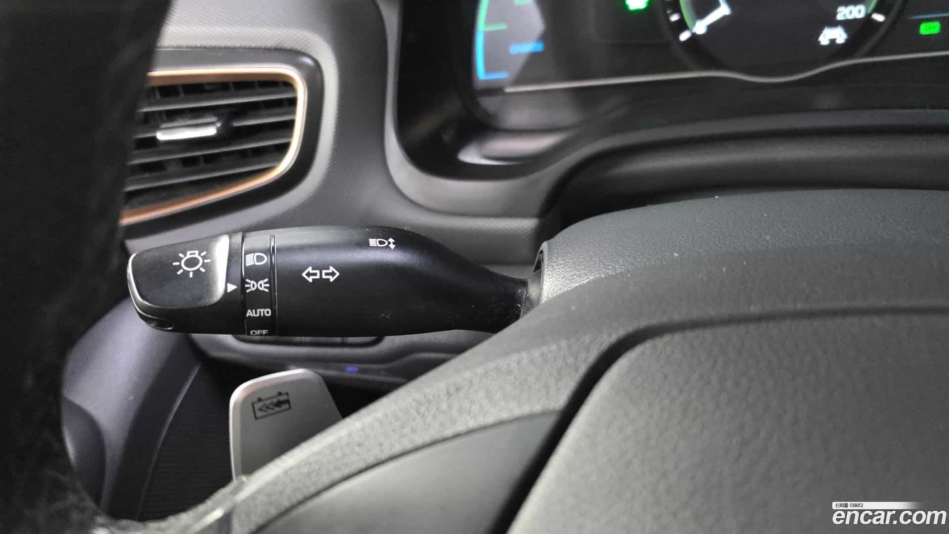 Ioniq Hyundai 2018.2-OPTION-046