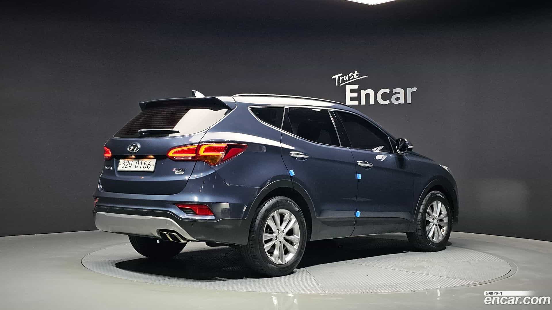 Santafe Hyundai 2016.9-OUTER-002