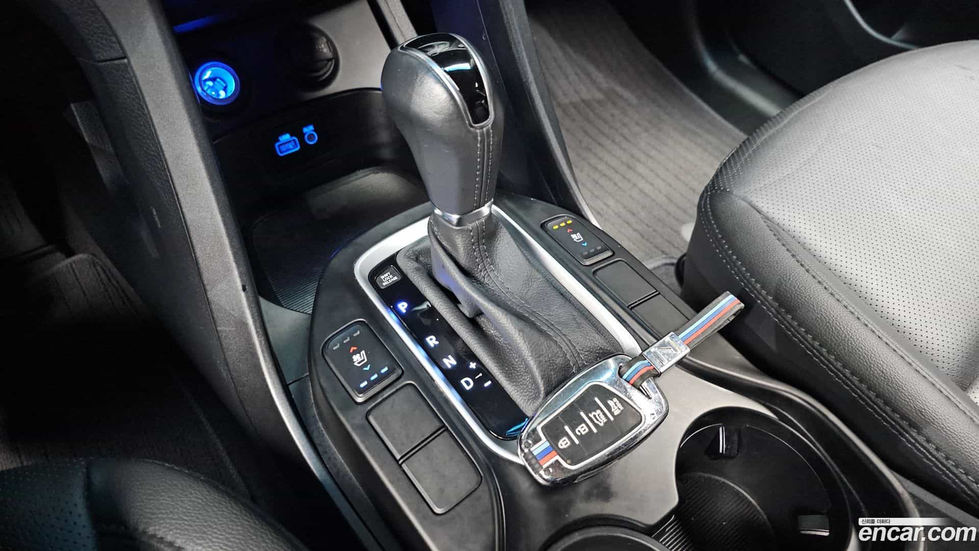 Santafe Hyundai 2016.9-INNER-009