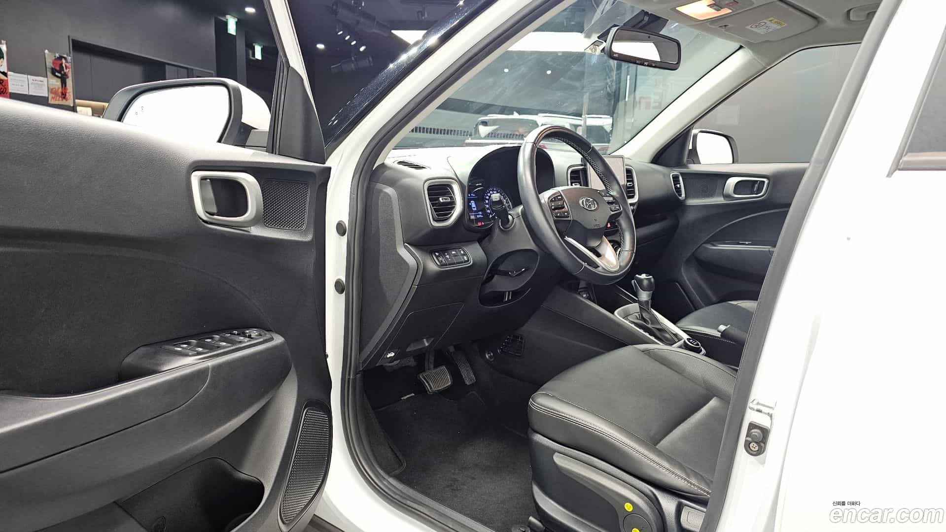 Venue Hyundai 2022.9-INNER-010