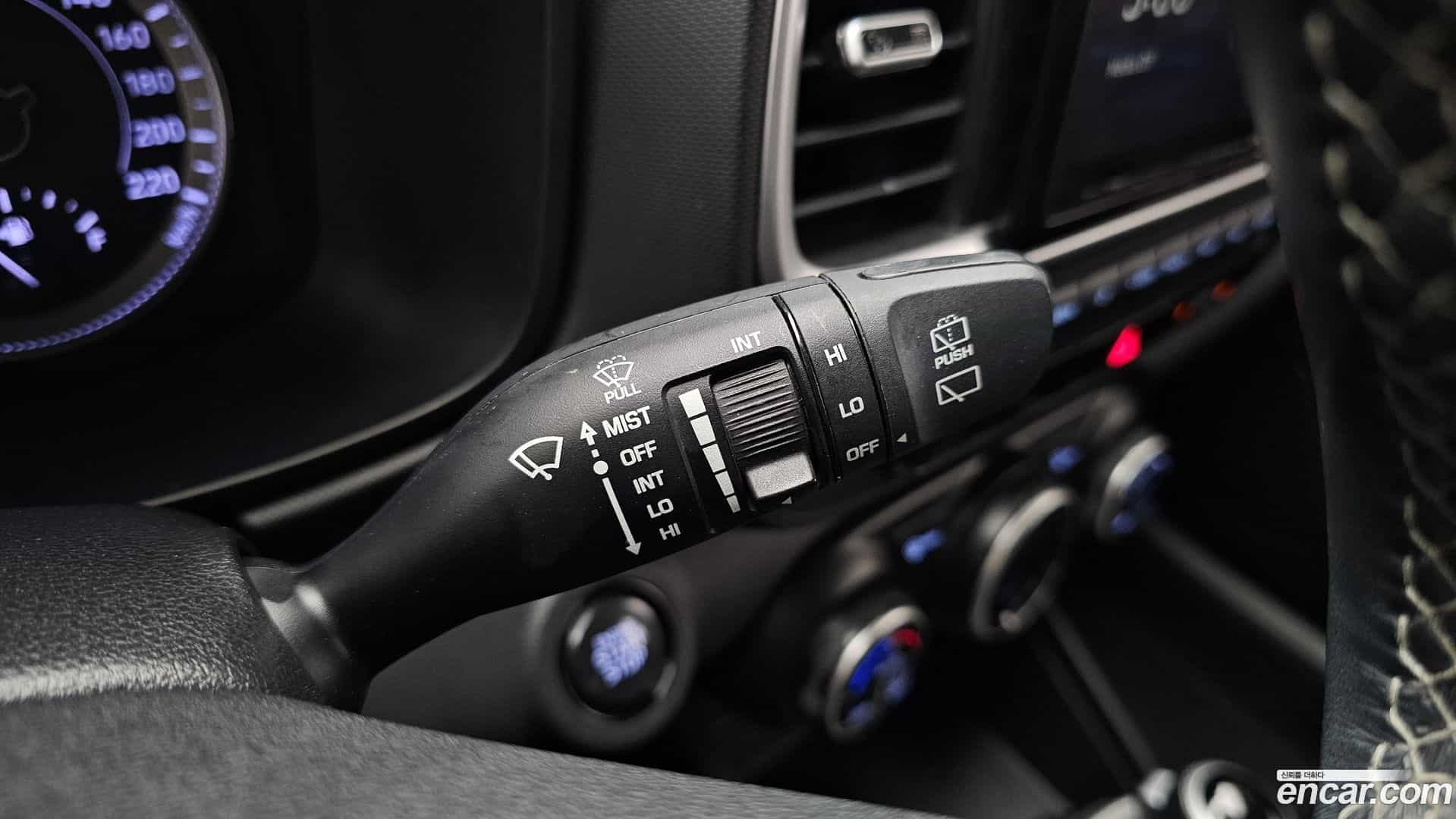 Venue Hyundai 2022.9-OPTION-045